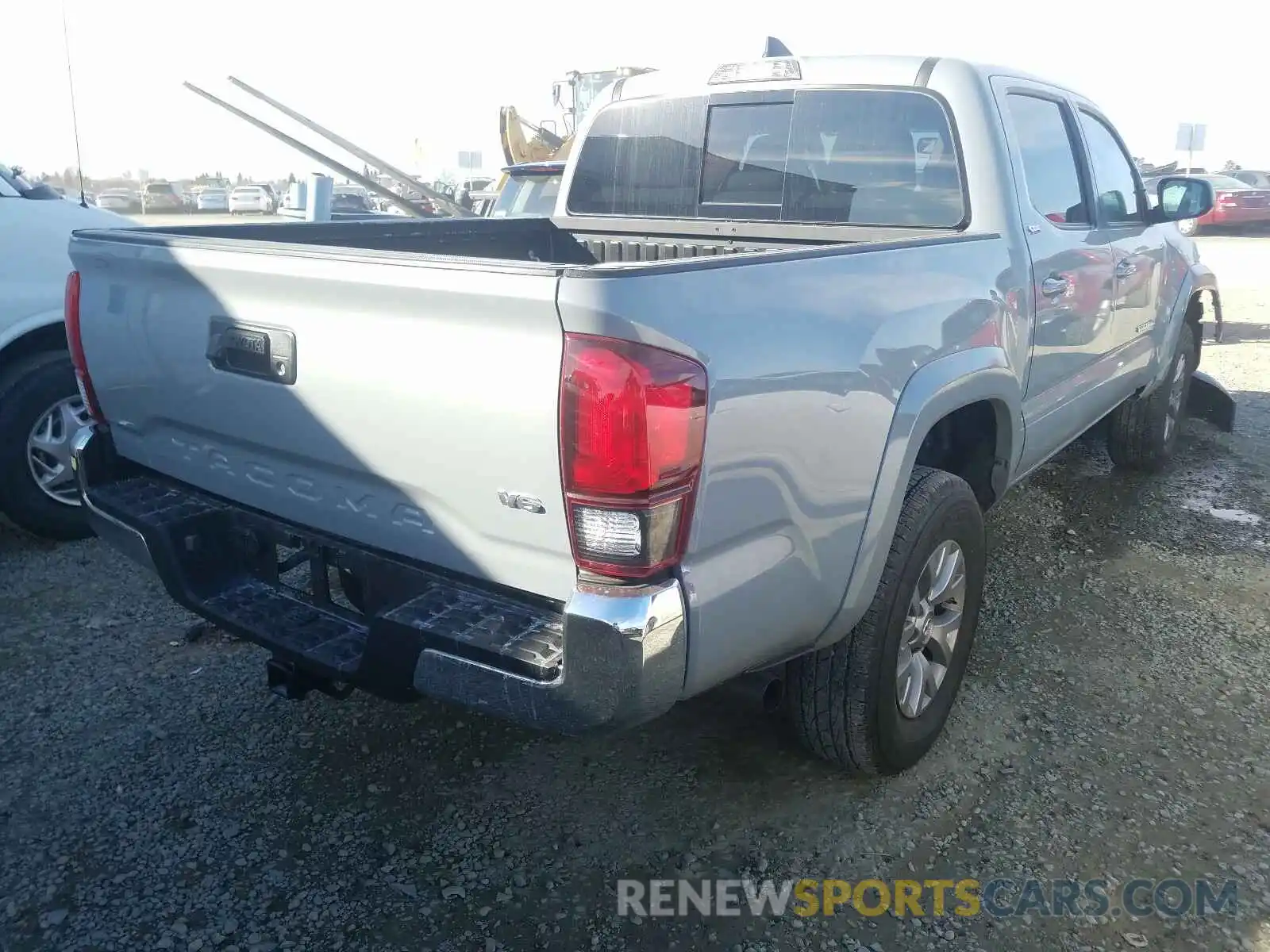 4 Photograph of a damaged car 3TMAZ5CN7KM079441 TOYOTA TACOMA 2019