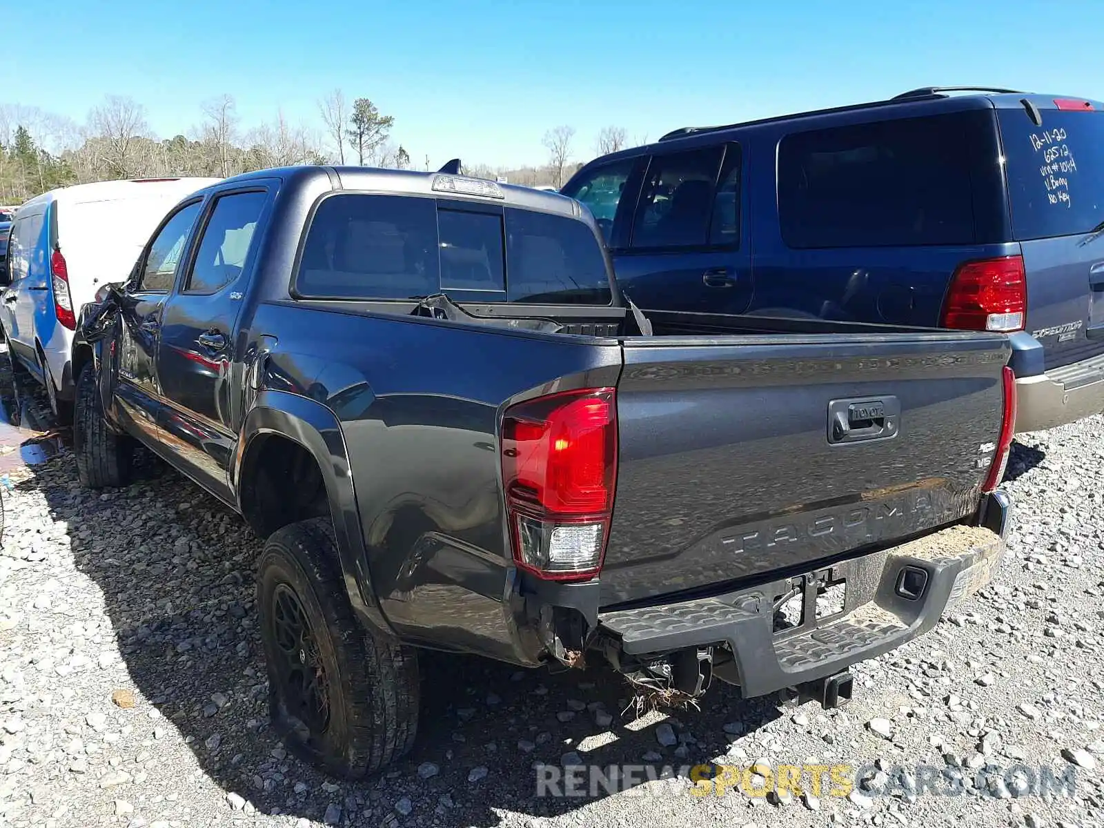 3 Photograph of a damaged car 3TMAZ5CN7KM079620 TOYOTA TACOMA 2019