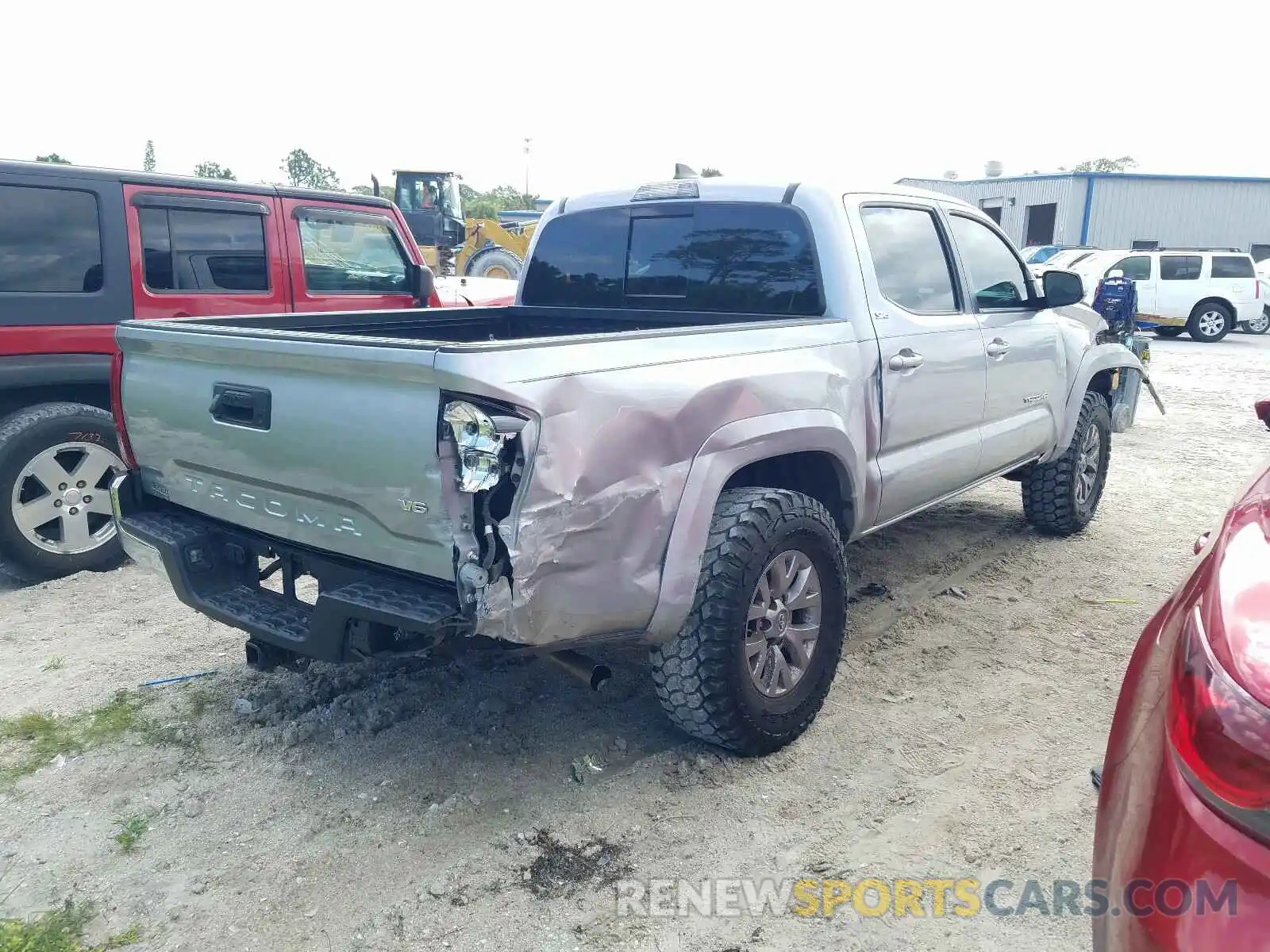 4 Photograph of a damaged car 3TMAZ5CN7KM081626 TOYOTA TACOMA 2019