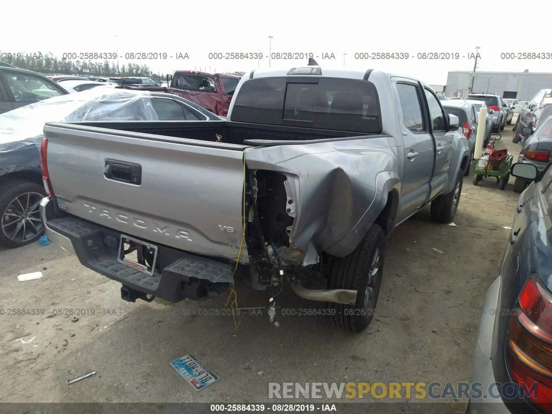 4 Фотография поврежденного автомобиля 3TMAZ5CN7KM082548 TOYOTA TACOMA 2019