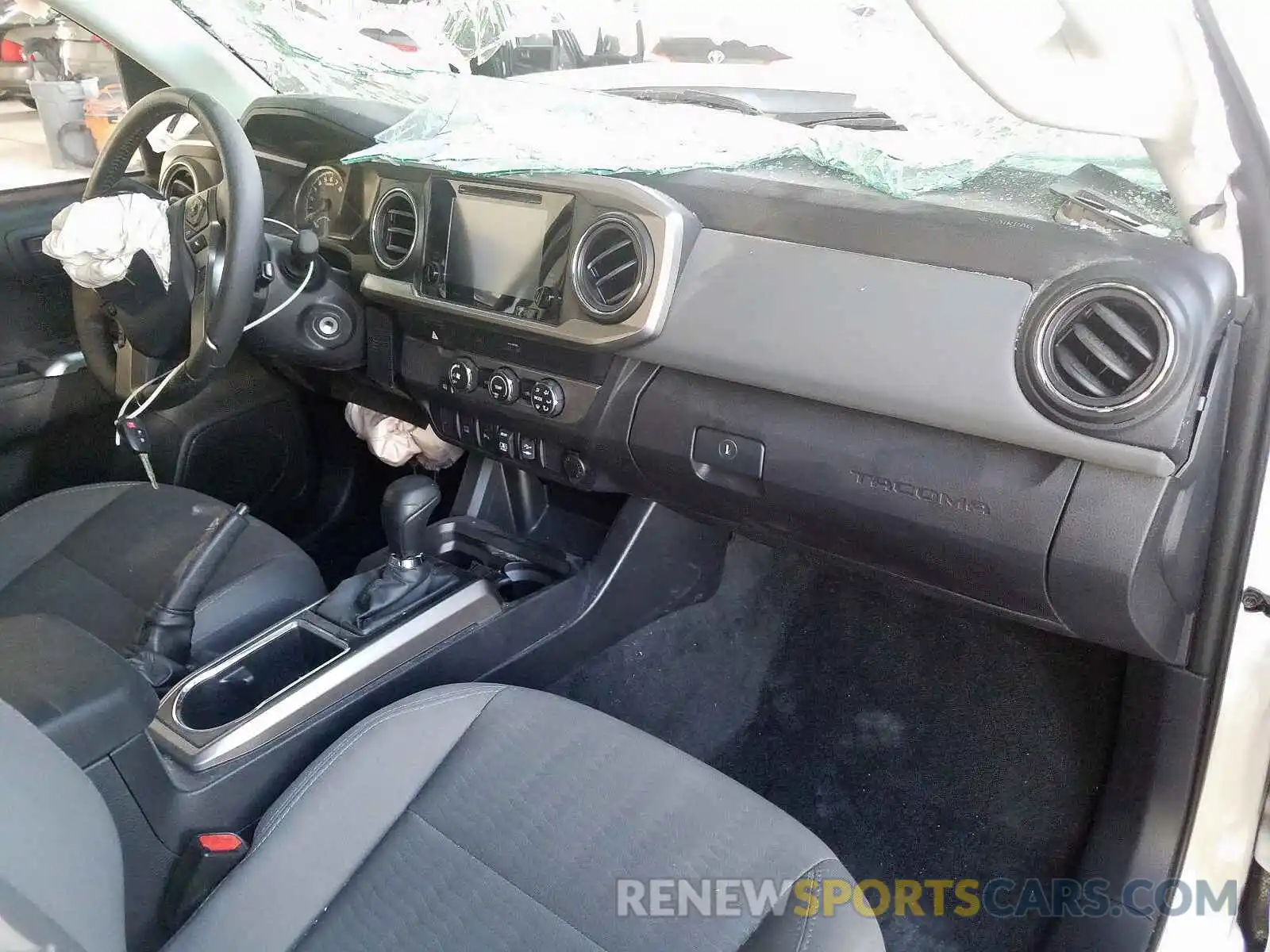 9 Photograph of a damaged car 3TMAZ5CN7KM084767 TOYOTA TACOMA 2019