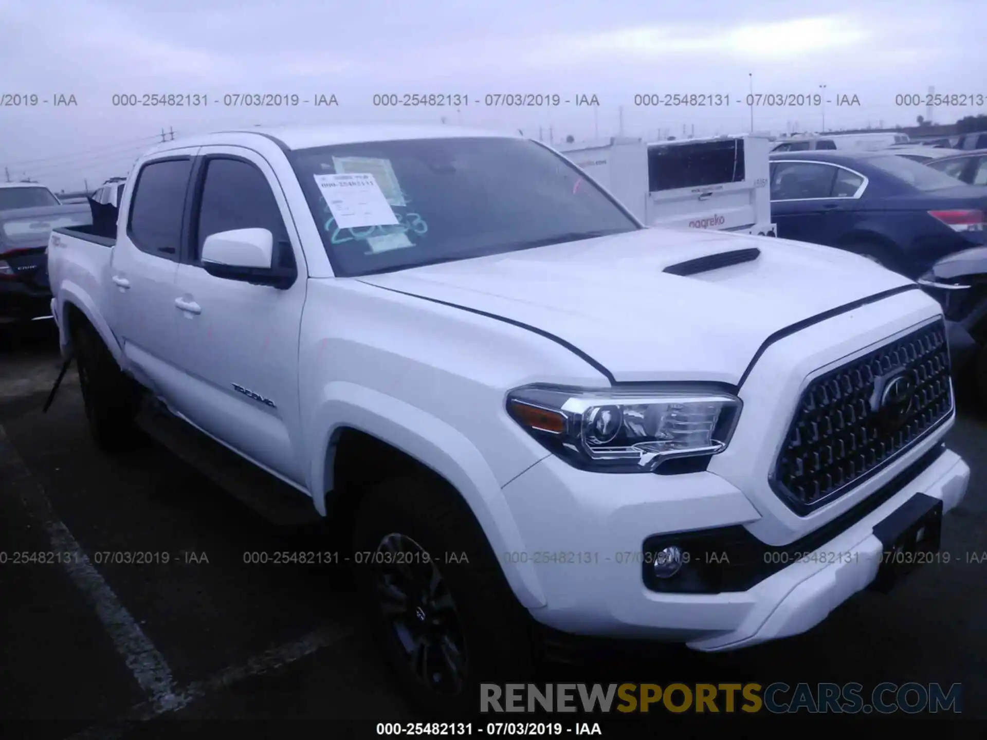 1 Photograph of a damaged car 3TMAZ5CN7KM087247 TOYOTA TACOMA 2019