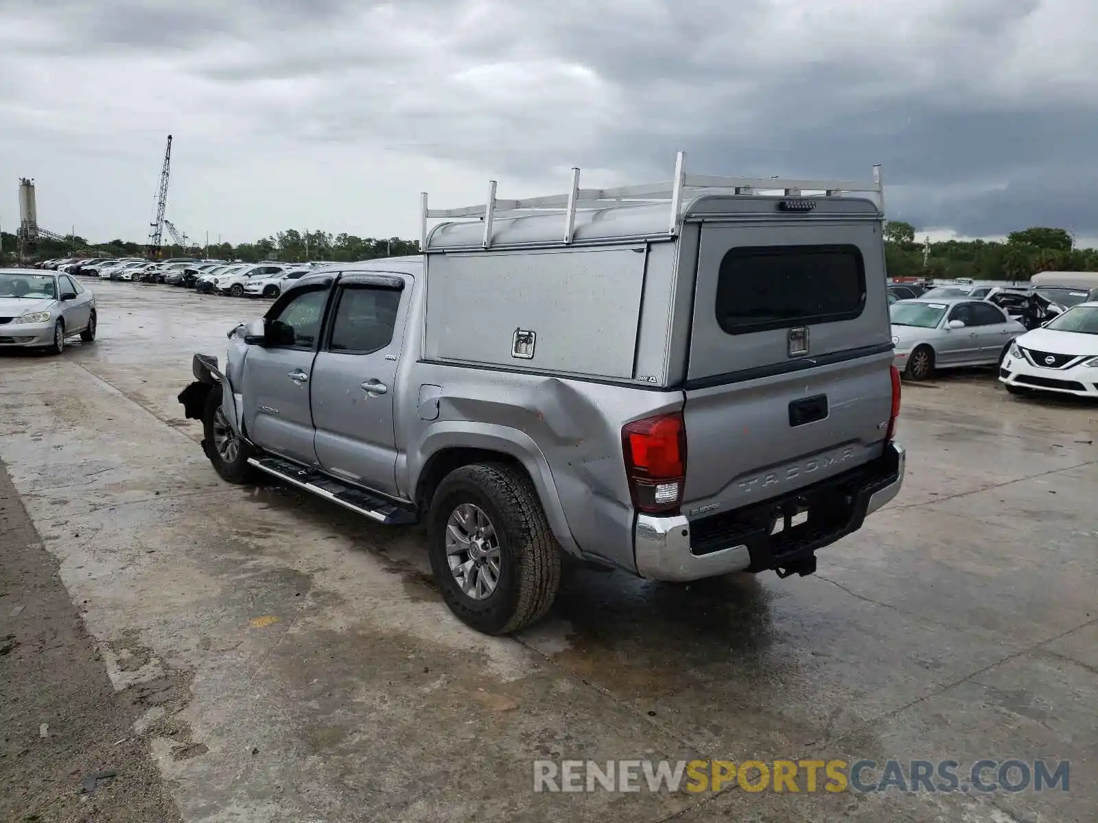 3 Photograph of a damaged car 3TMAZ5CN7KM091394 TOYOTA TACOMA 2019