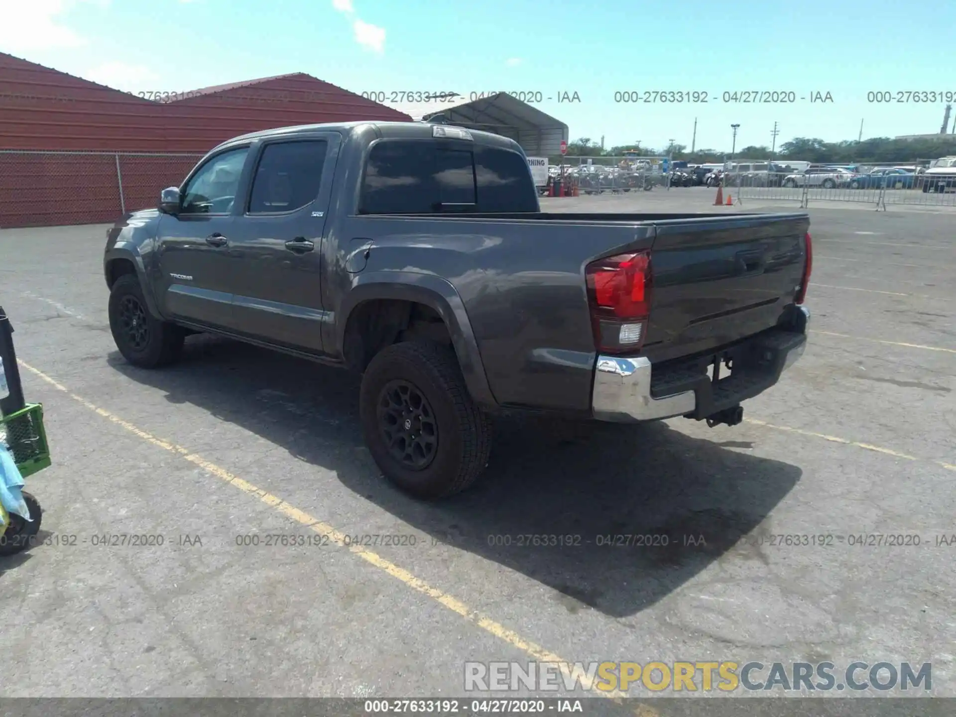 3 Photograph of a damaged car 3TMAZ5CN7KM091766 TOYOTA TACOMA 2019