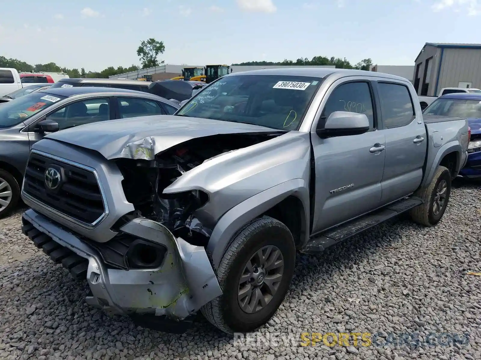 2 Photograph of a damaged car 3TMAZ5CN7KM093338 TOYOTA TACOMA 2019