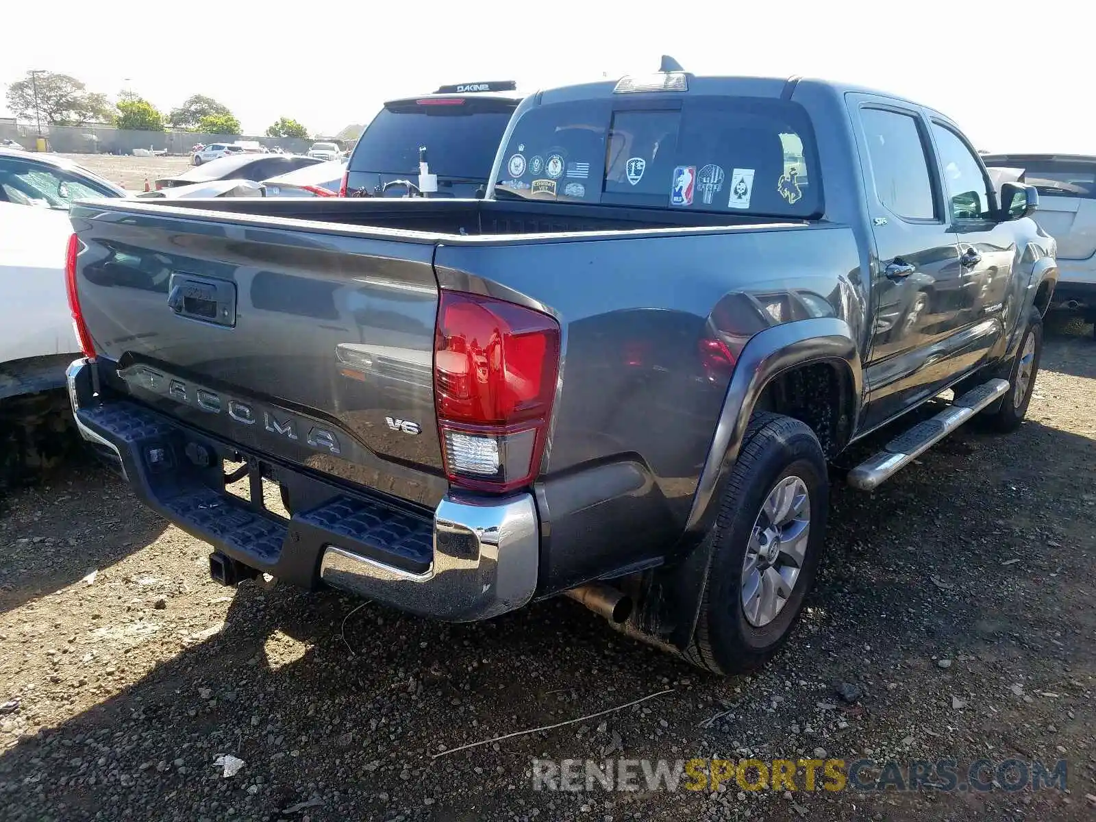 4 Photograph of a damaged car 3TMAZ5CN7KM096501 TOYOTA TACOMA 2019