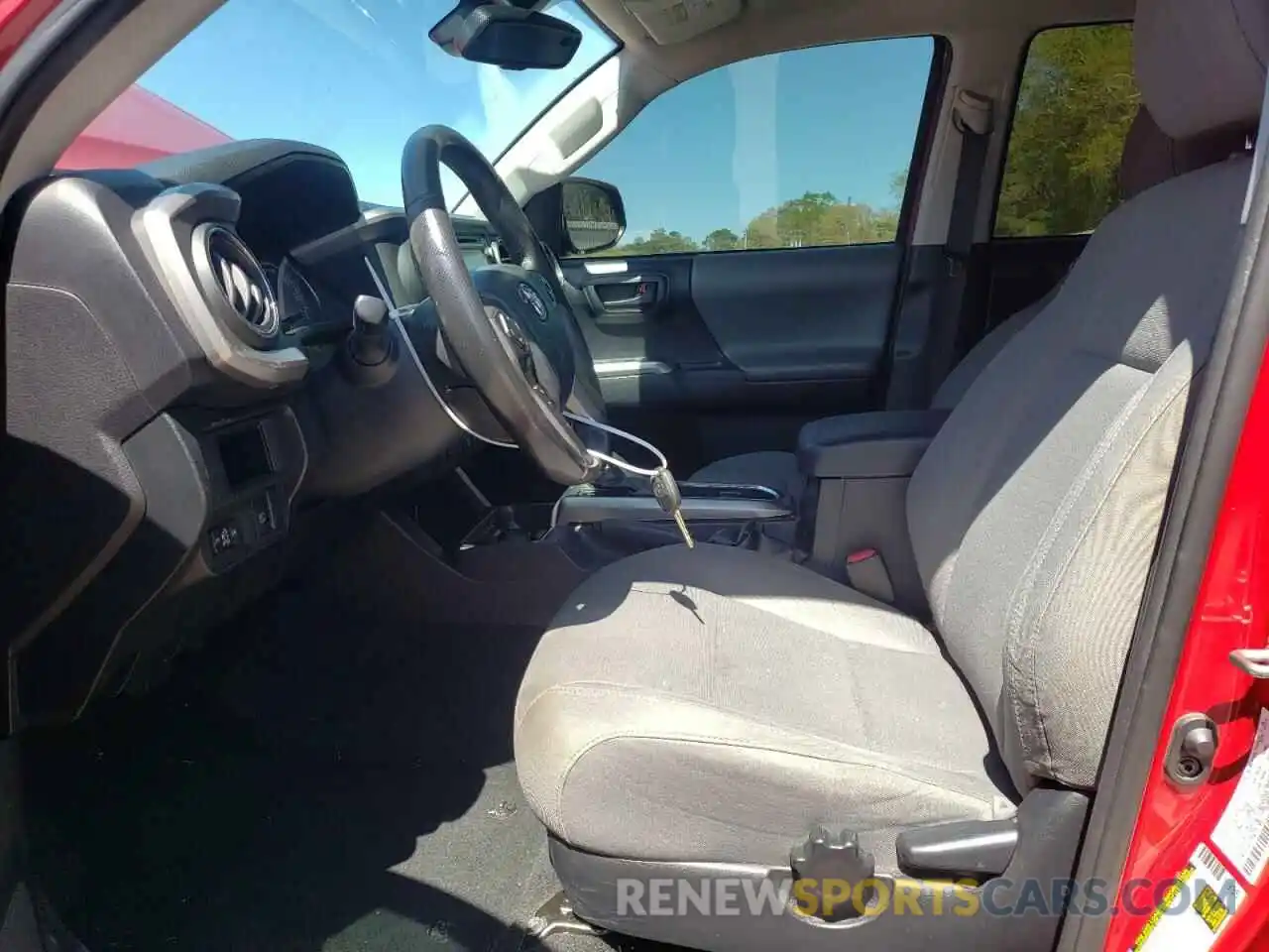 7 Photograph of a damaged car 3TMAZ5CN7KM097356 TOYOTA TACOMA 2019