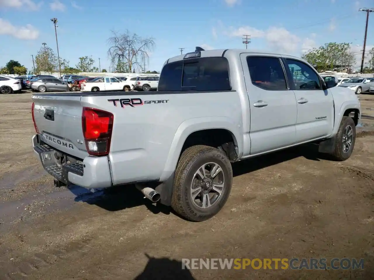 4 Photograph of a damaged car 3TMAZ5CN7KM097812 TOYOTA TACOMA 2019