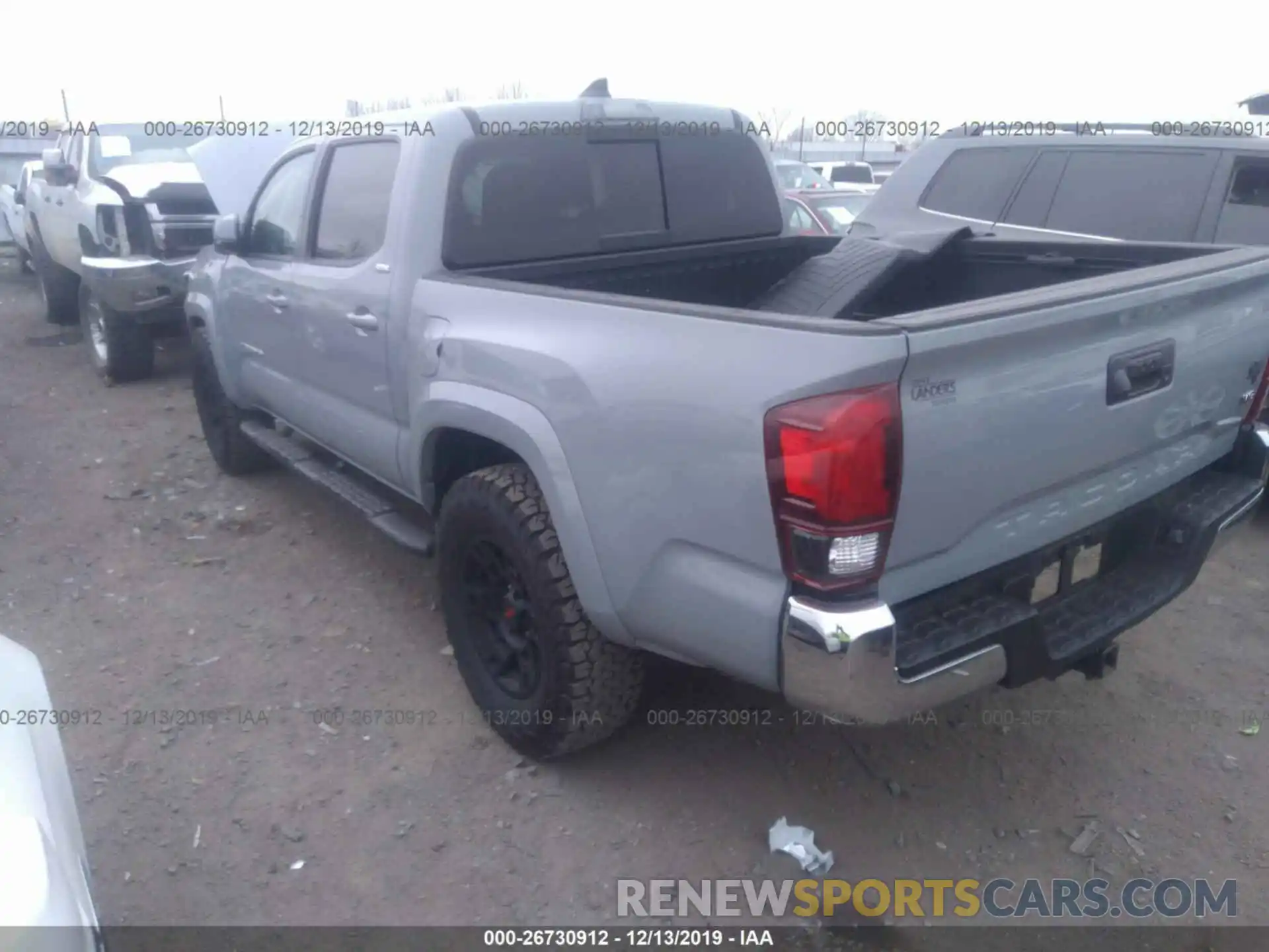 3 Фотография поврежденного автомобиля 3TMAZ5CN7KM098622 TOYOTA TACOMA 2019