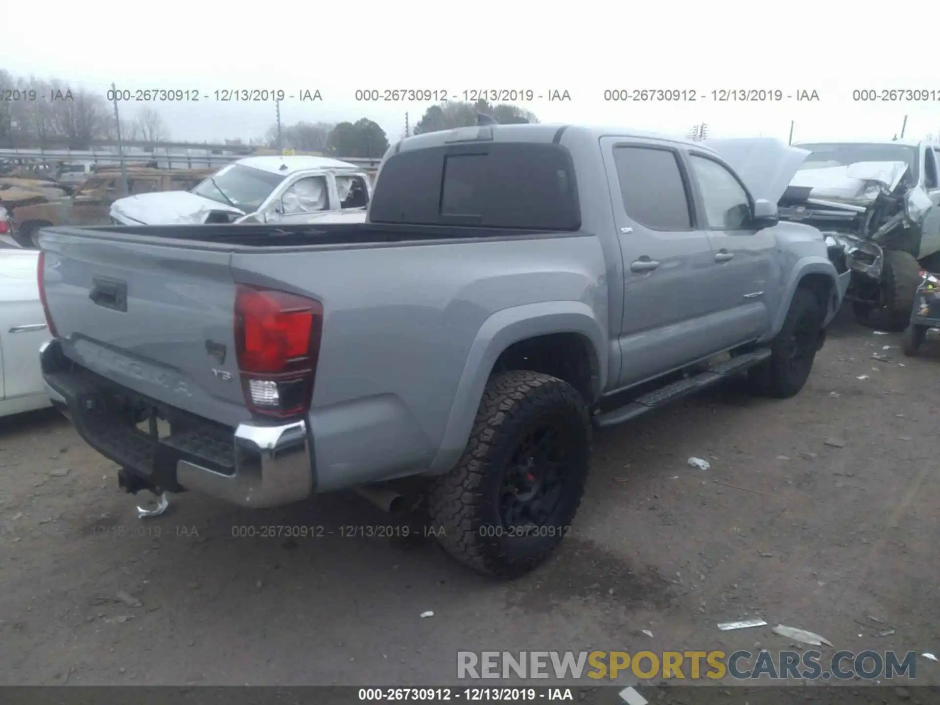 4 Фотография поврежденного автомобиля 3TMAZ5CN7KM098622 TOYOTA TACOMA 2019