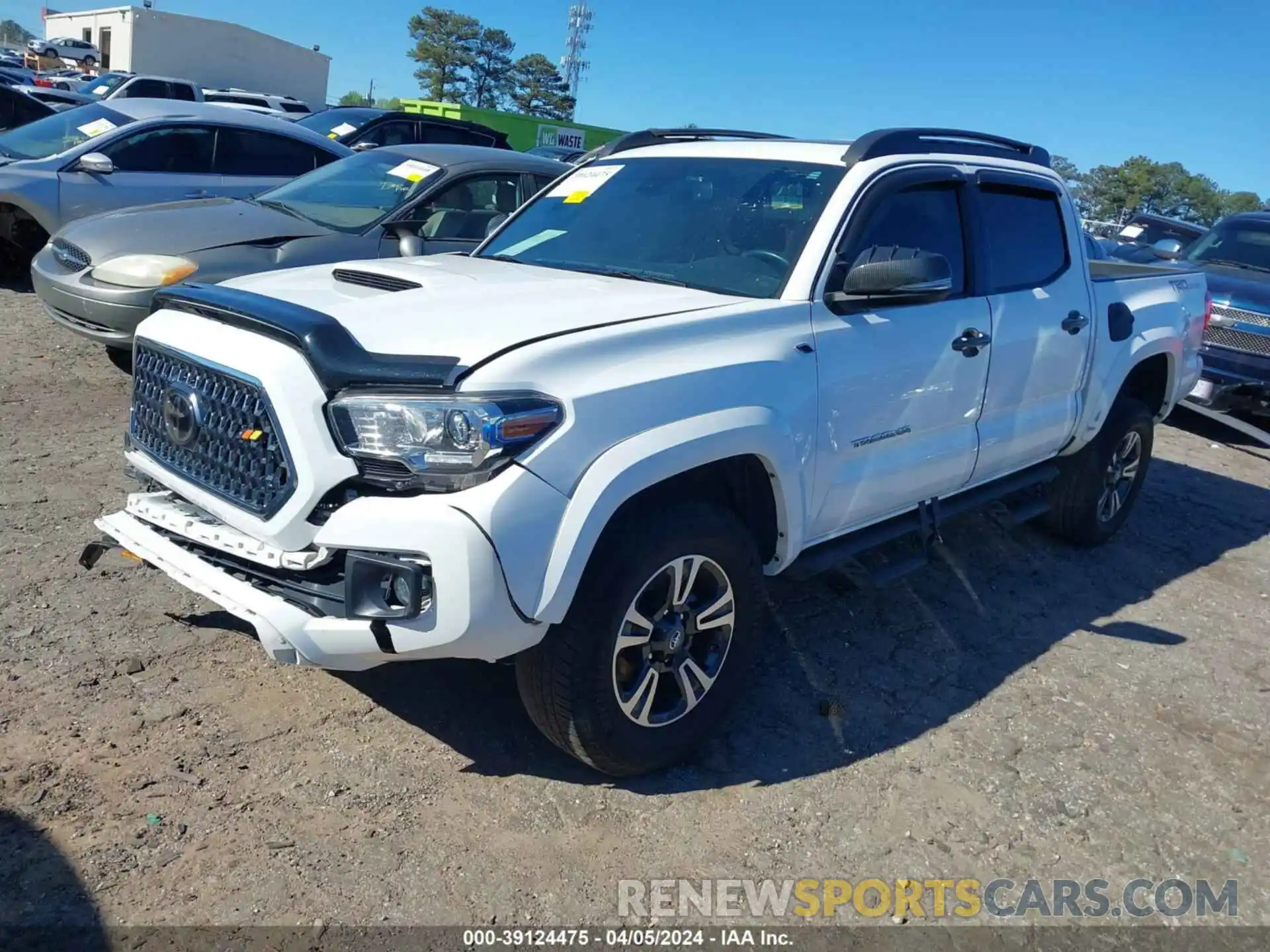 2 Photograph of a damaged car 3TMAZ5CN7KM099799 TOYOTA TACOMA 2019