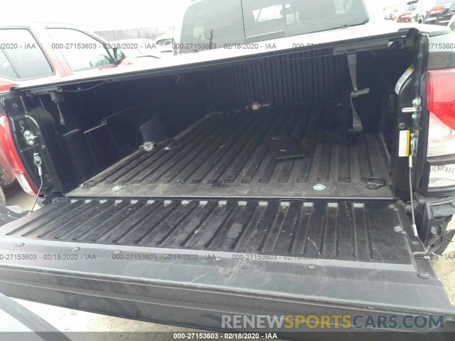 8 Photograph of a damaged car 3TMAZ5CN7KM101342 TOYOTA TACOMA 2019