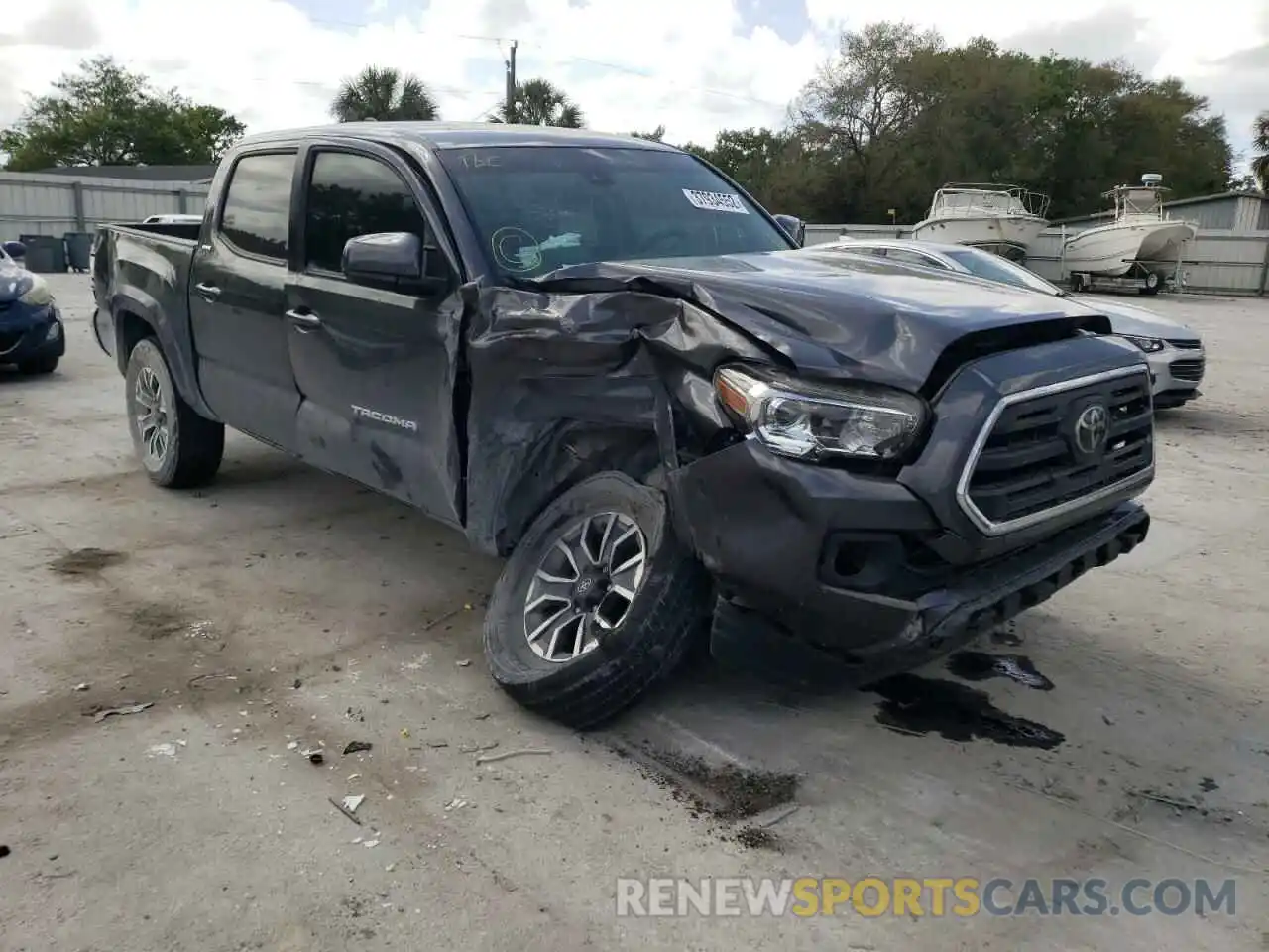 1 Photograph of a damaged car 3TMAZ5CN7KM102622 TOYOTA TACOMA 2019