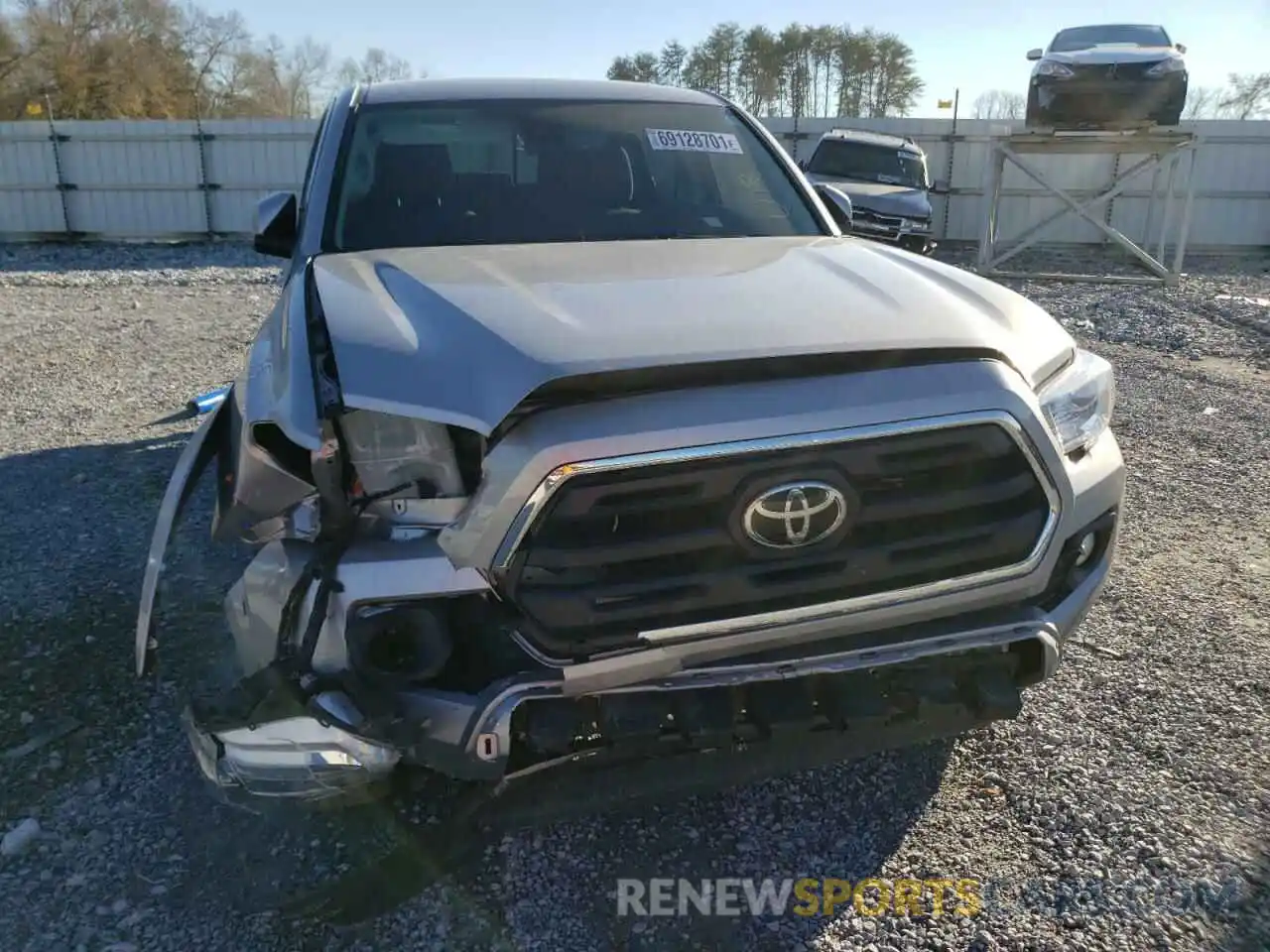 9 Photograph of a damaged car 3TMAZ5CN7KM103012 TOYOTA TACOMA 2019