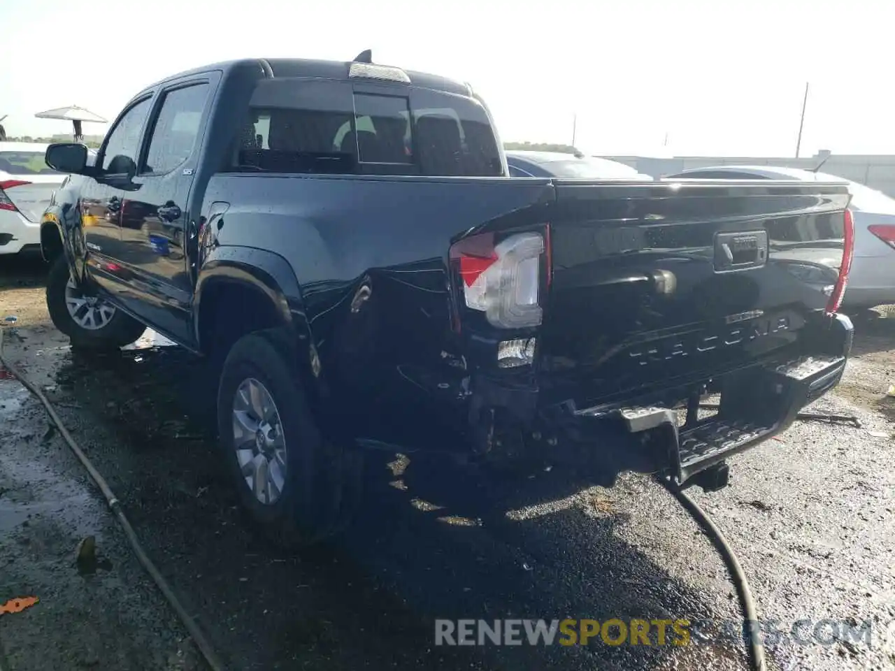 3 Photograph of a damaged car 3TMAZ5CN7KM109859 TOYOTA TACOMA 2019