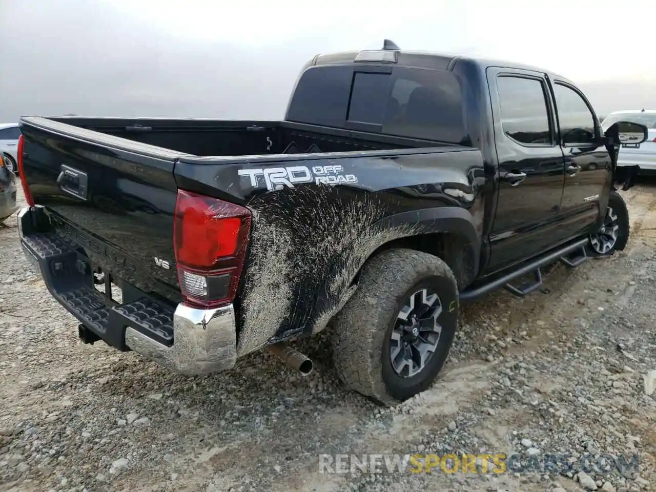 4 Photograph of a damaged car 3TMAZ5CN8KM079545 TOYOTA TACOMA 2019