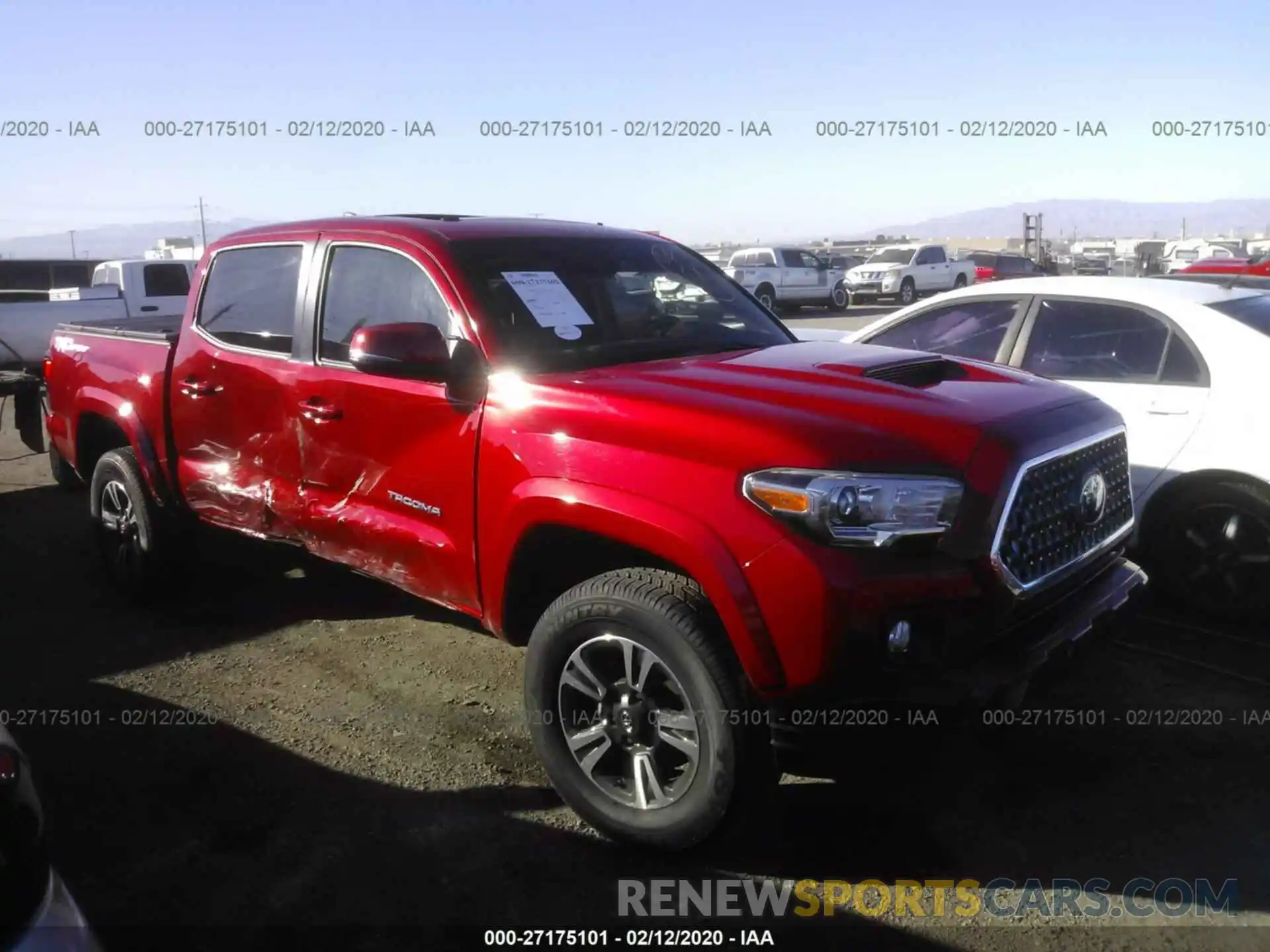 1 Photograph of a damaged car 3TMAZ5CN8KM082171 TOYOTA TACOMA 2019