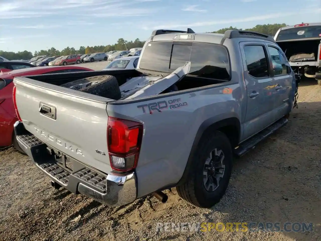 4 Photograph of a damaged car 3TMAZ5CN8KM088116 TOYOTA TACOMA 2019