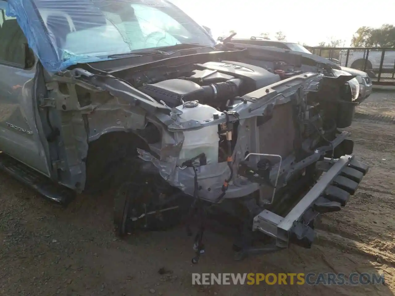 9 Photograph of a damaged car 3TMAZ5CN8KM088116 TOYOTA TACOMA 2019