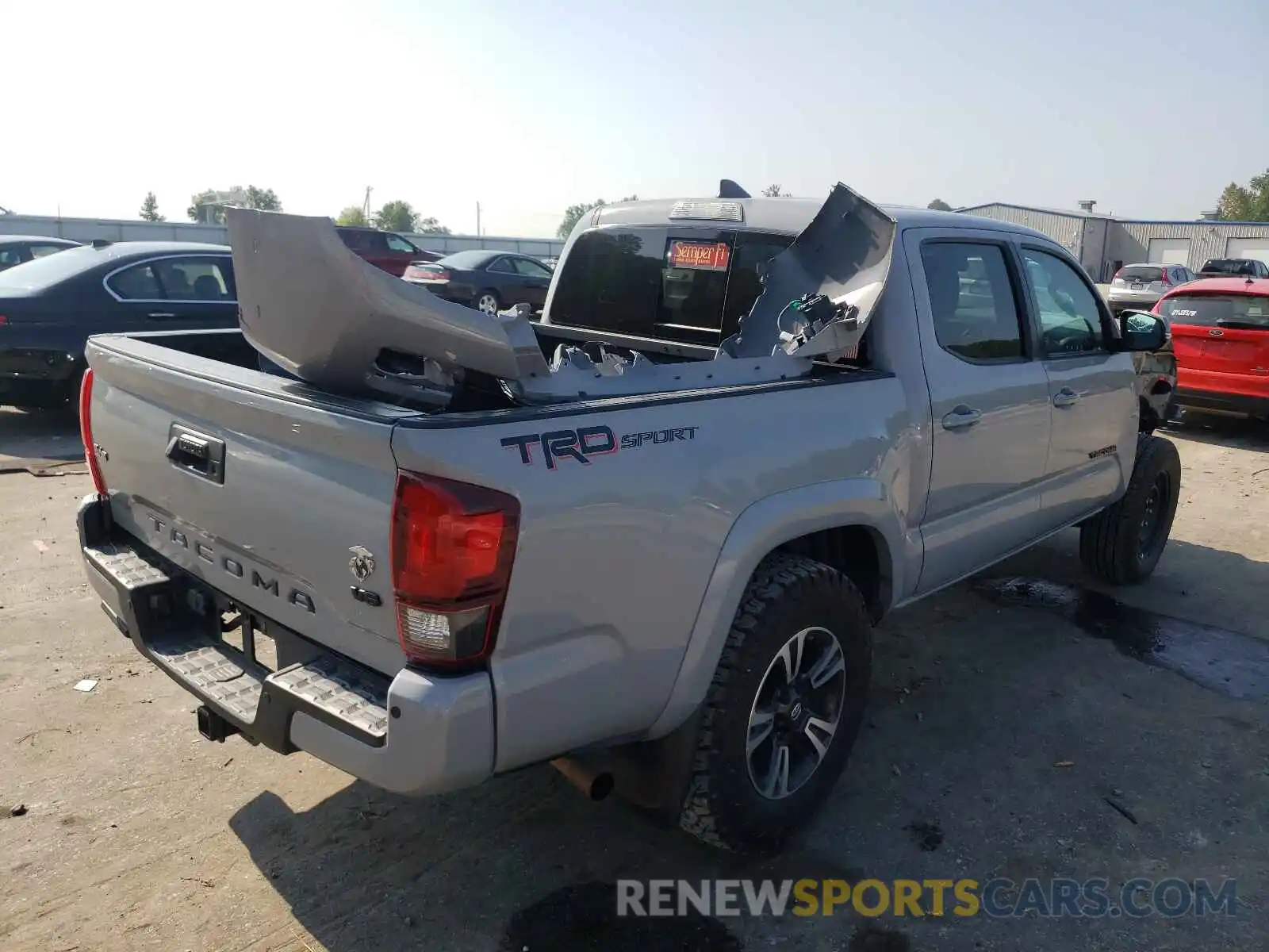 4 Фотография поврежденного автомобиля 3TMAZ5CN8KM088777 TOYOTA TACOMA 2019