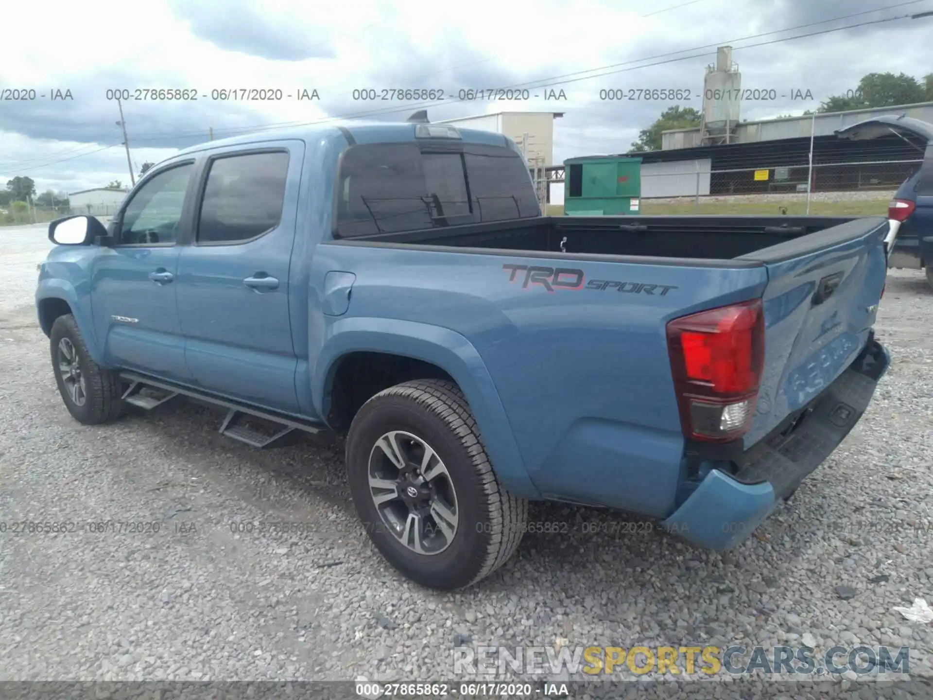 3 Photograph of a damaged car 3TMAZ5CN8KM093039 TOYOTA TACOMA 2019