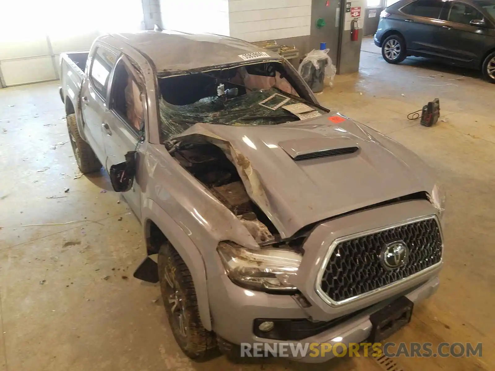 9 Photograph of a damaged car 3TMAZ5CN8KM096751 TOYOTA TACOMA 2019