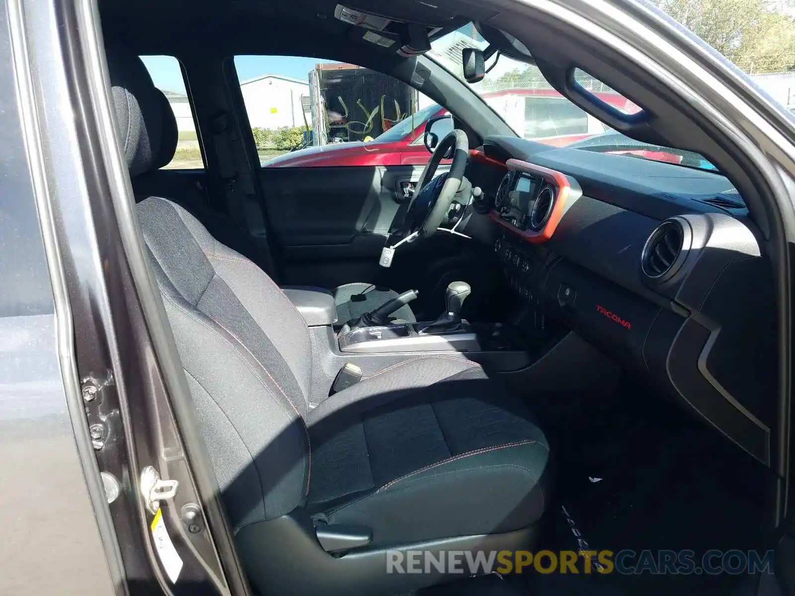 5 Photograph of a damaged car 3TMAZ5CN8KM097849 TOYOTA TACOMA 2019