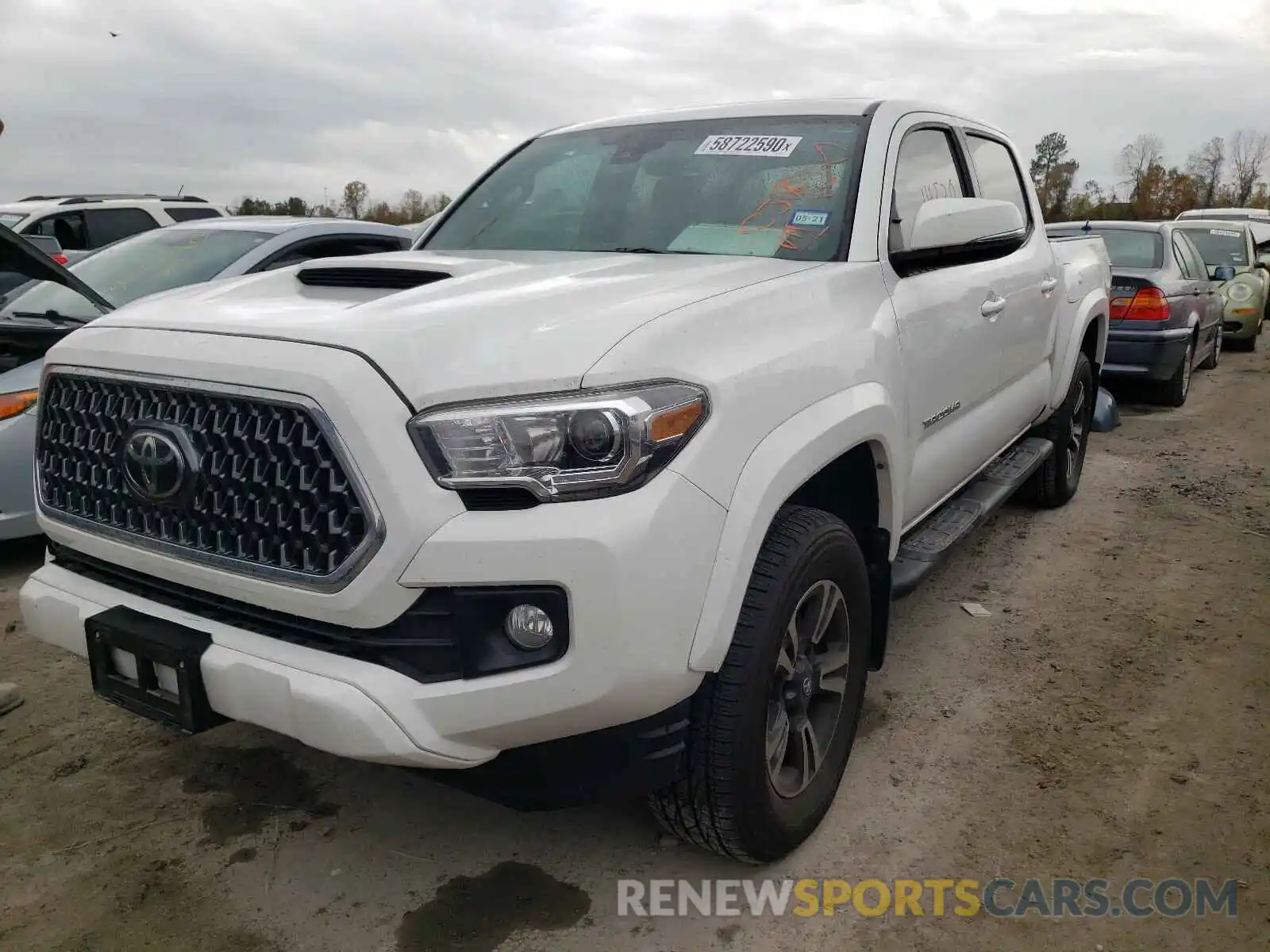 2 Фотография поврежденного автомобиля 3TMAZ5CN8KM100474 TOYOTA TACOMA 2019