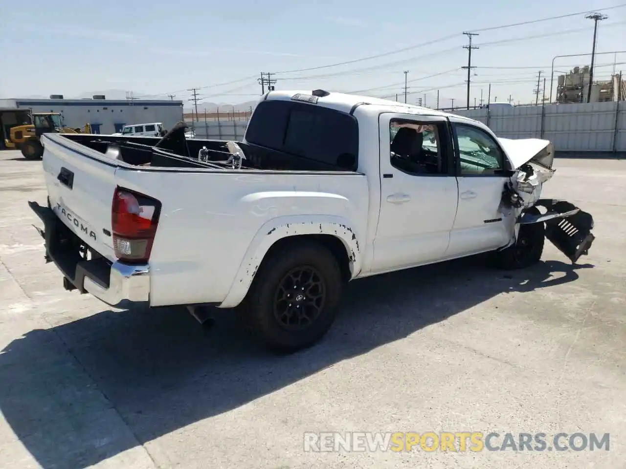 4 Фотография поврежденного автомобиля 3TMAZ5CN8KM103357 TOYOTA TACOMA 2019