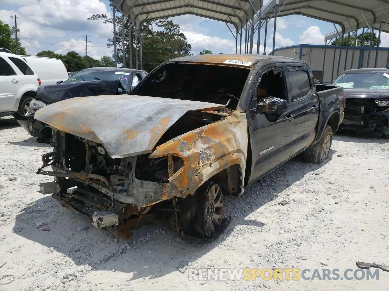 2 Photograph of a damaged car 3TMAZ5CN8KM106761 TOYOTA TACOMA 2019