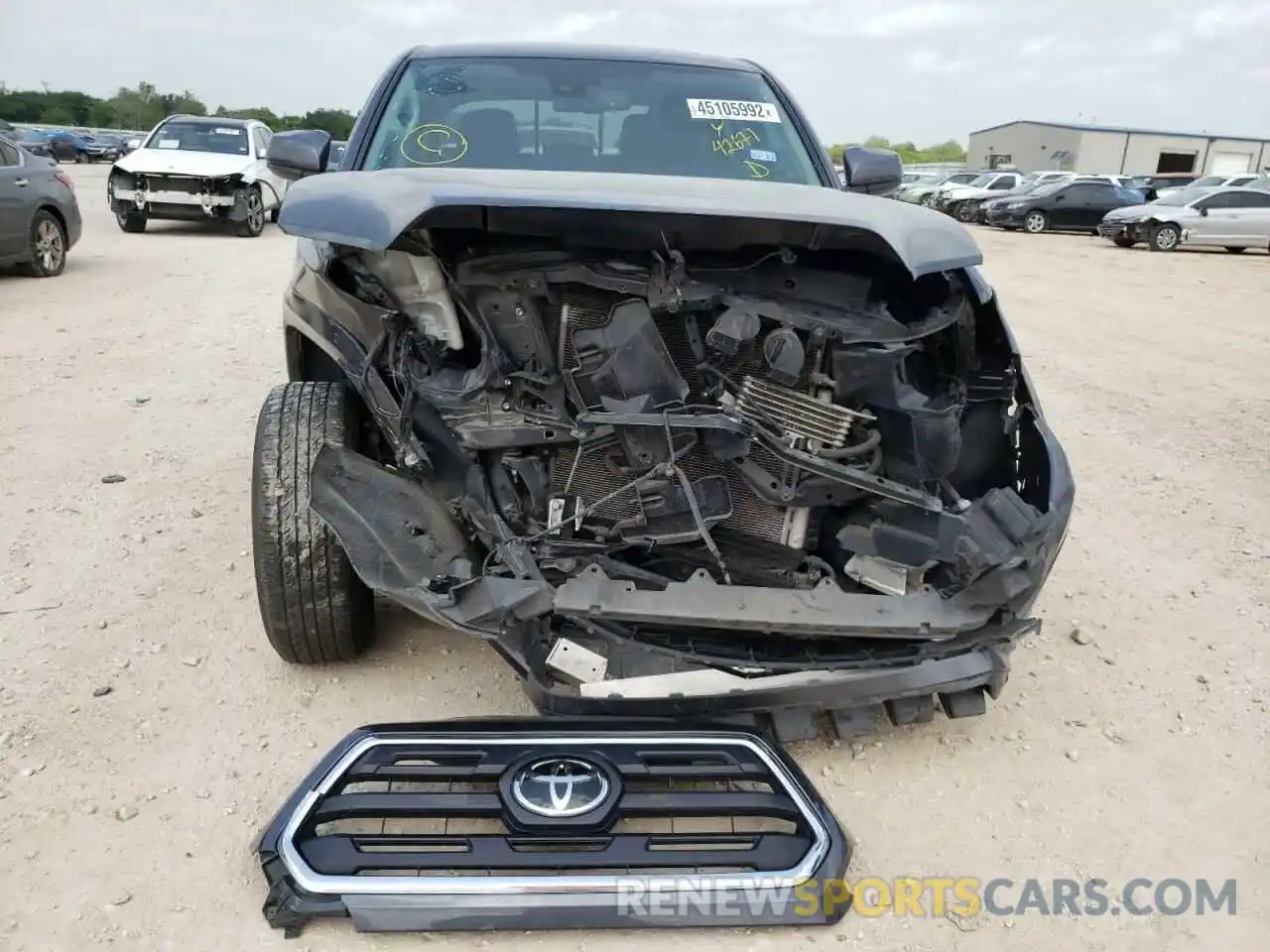 9 Photograph of a damaged car 3TMAZ5CN8KM113242 TOYOTA TACOMA 2019