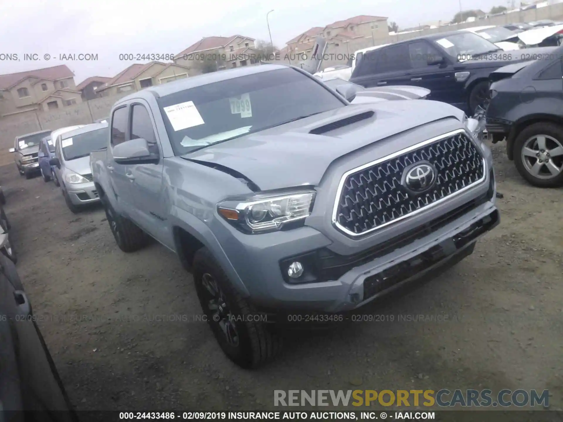 1 Photograph of a damaged car 3TMAZ5CN9KM080106 TOYOTA TACOMA 2019