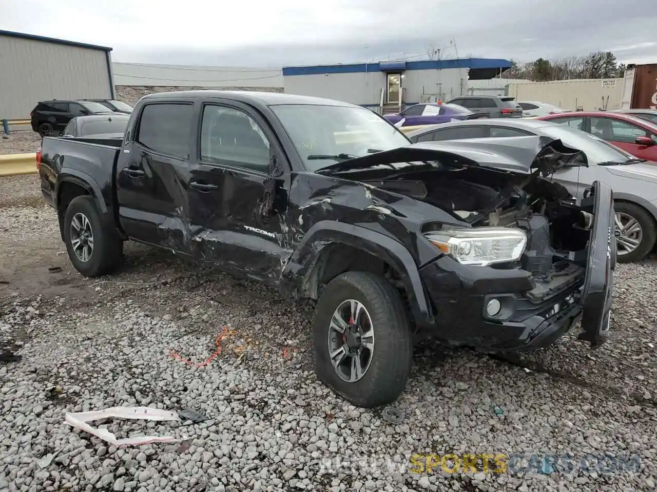 4 Photograph of a damaged car 3TMAZ5CN9KM080509 TOYOTA TACOMA 2019