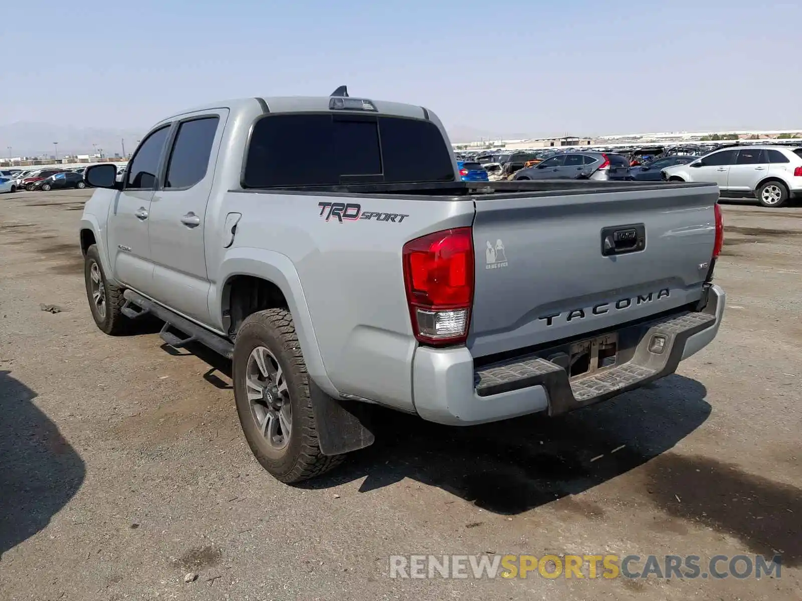 3 Photograph of a damaged car 3TMAZ5CN9KM080686 TOYOTA TACOMA 2019