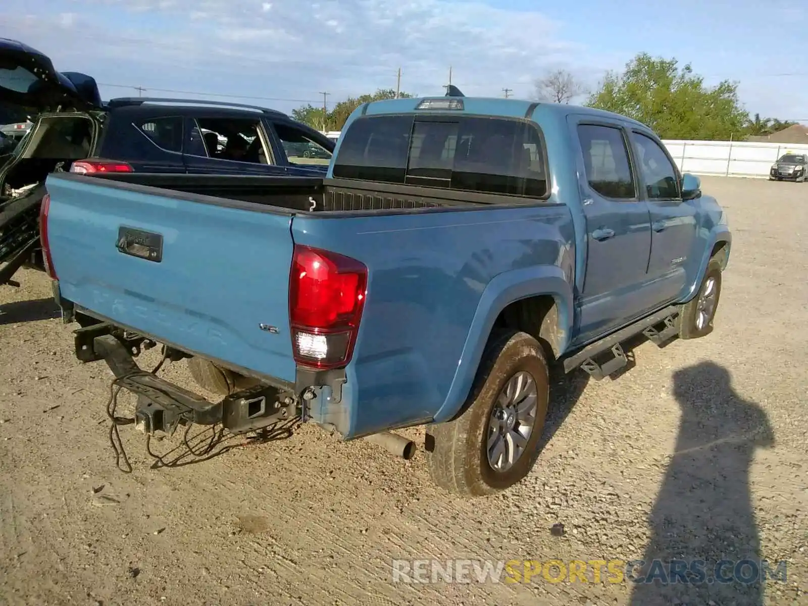 4 Photograph of a damaged car 3TMAZ5CN9KM080784 TOYOTA TACOMA 2019