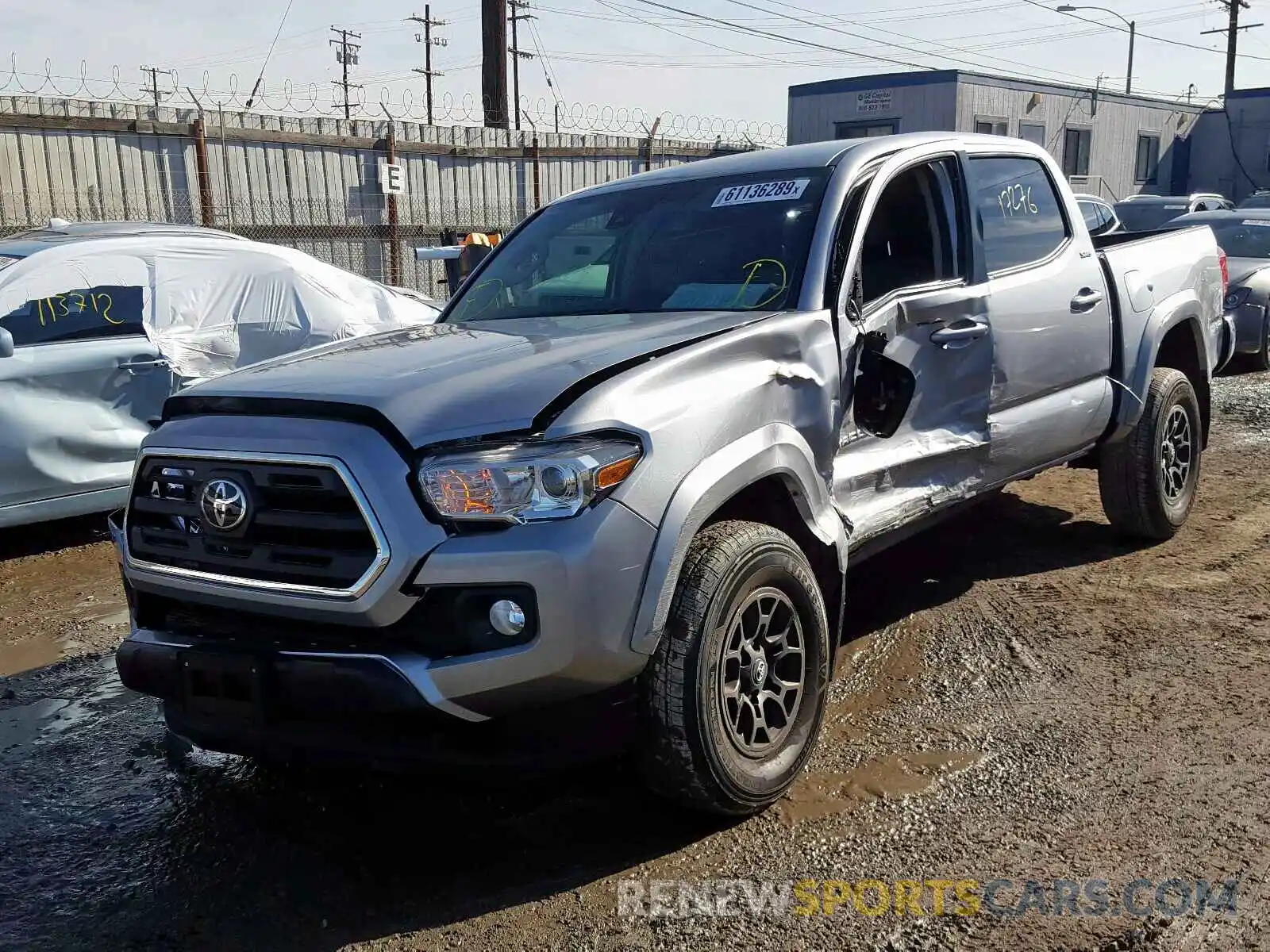 2 Photograph of a damaged car 3TMAZ5CN9KM082440 TOYOTA TACOMA 2019