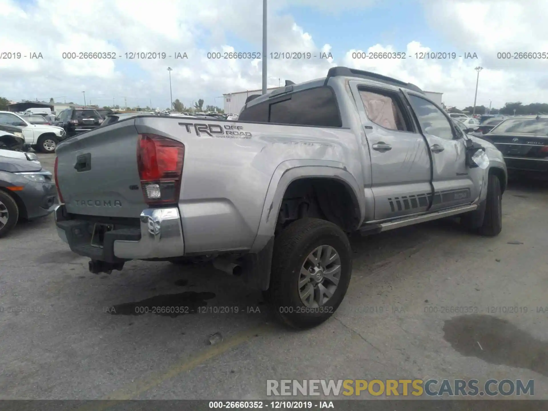 4 Фотография поврежденного автомобиля 3TMAZ5CN9KM087685 TOYOTA TACOMA 2019