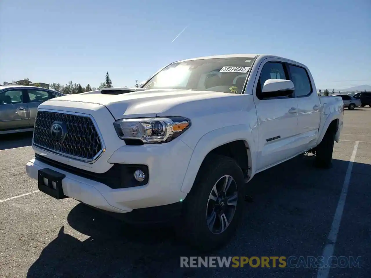 2 Photograph of a damaged car 3TMAZ5CN9KM090585 TOYOTA TACOMA 2019