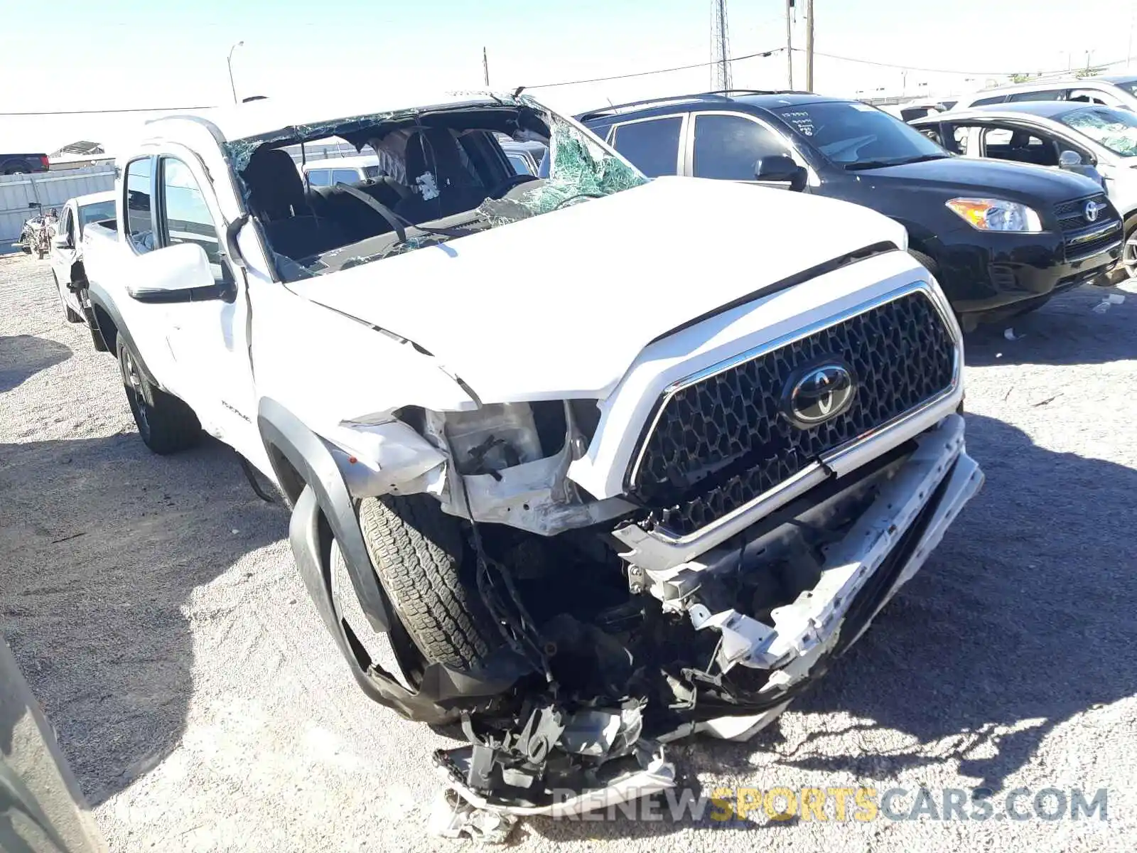 1 Photograph of a damaged car 3TMAZ5CN9KM092241 TOYOTA TACOMA 2019