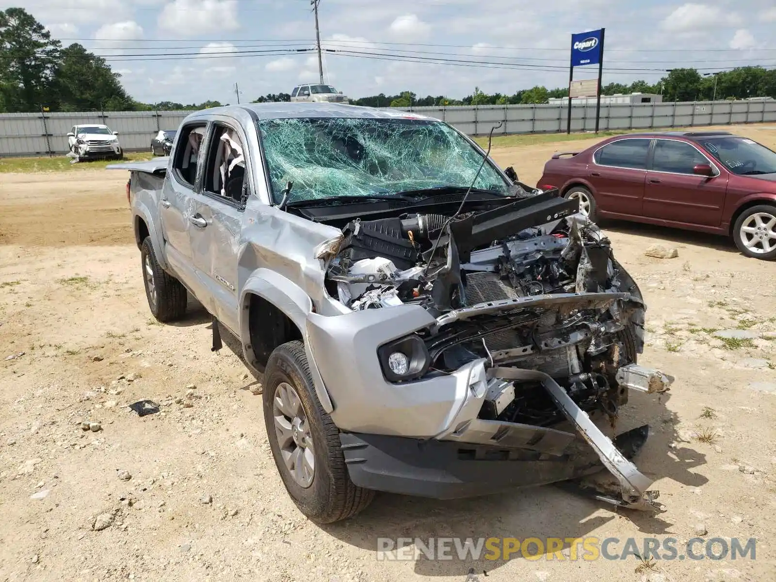 1 Photograph of a damaged car 3TMAZ5CN9KM093566 TOYOTA TACOMA 2019