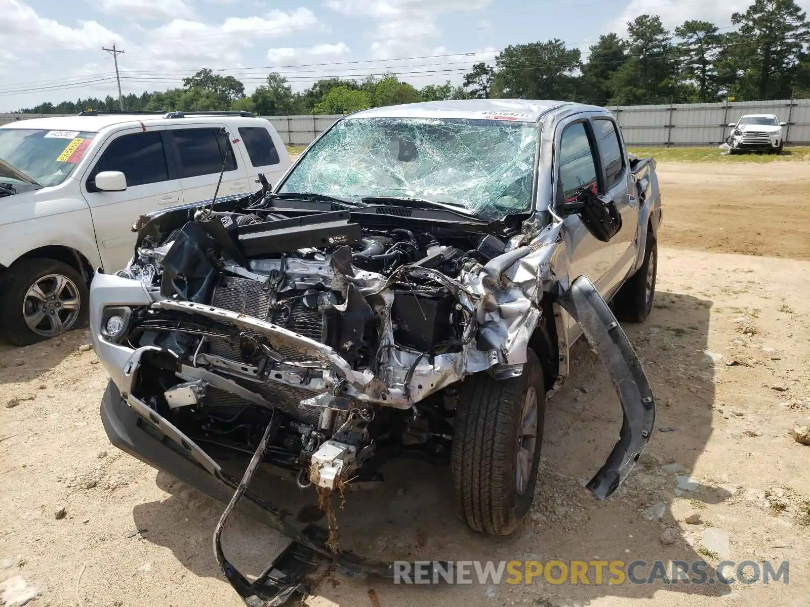 2 Фотография поврежденного автомобиля 3TMAZ5CN9KM093566 TOYOTA TACOMA 2019