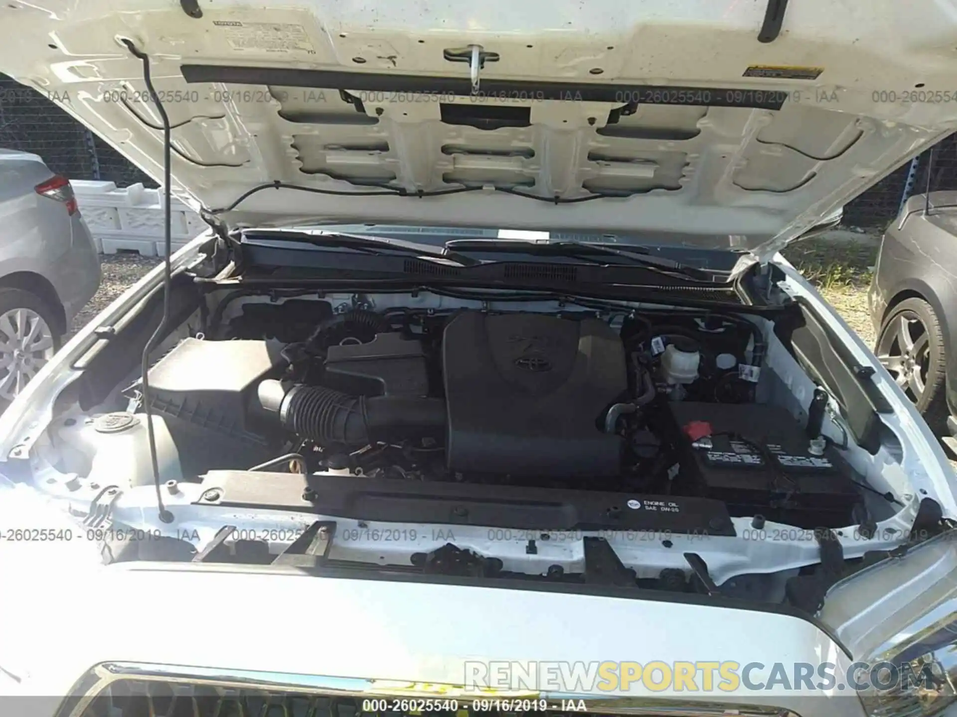 10 Photograph of a damaged car 3TMAZ5CN9KM093583 TOYOTA TACOMA 2019