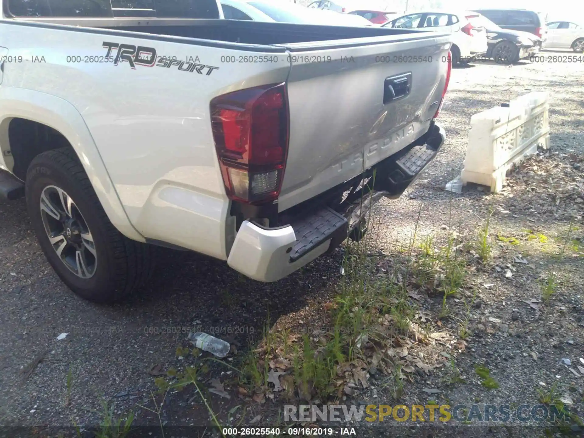 6 Photograph of a damaged car 3TMAZ5CN9KM093583 TOYOTA TACOMA 2019