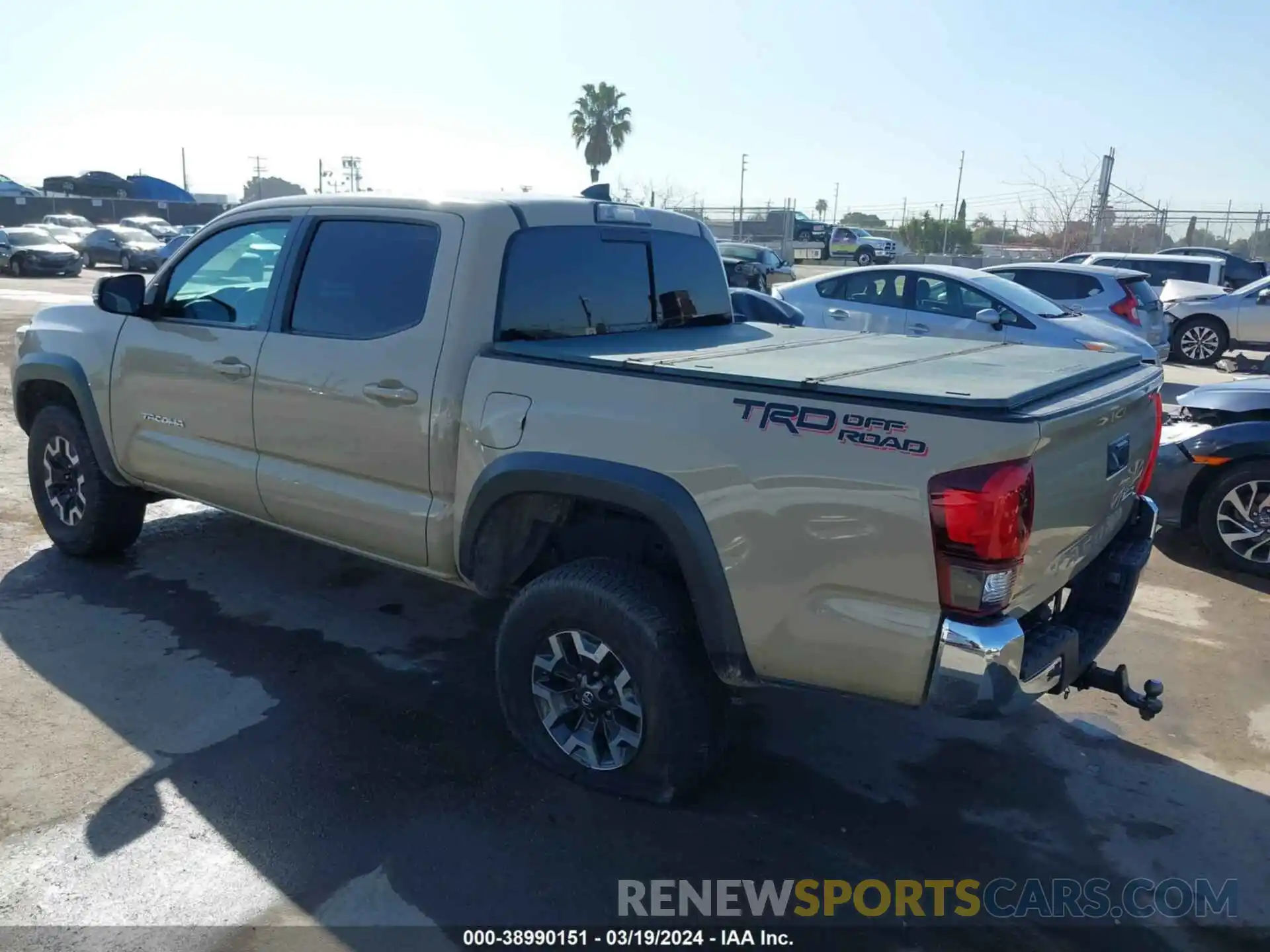 3 Photograph of a damaged car 3TMAZ5CN9KM094197 TOYOTA TACOMA 2019