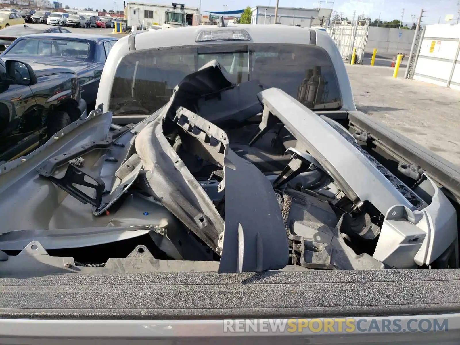 9 Photograph of a damaged car 3TMAZ5CN9KM095320 TOYOTA TACOMA 2019