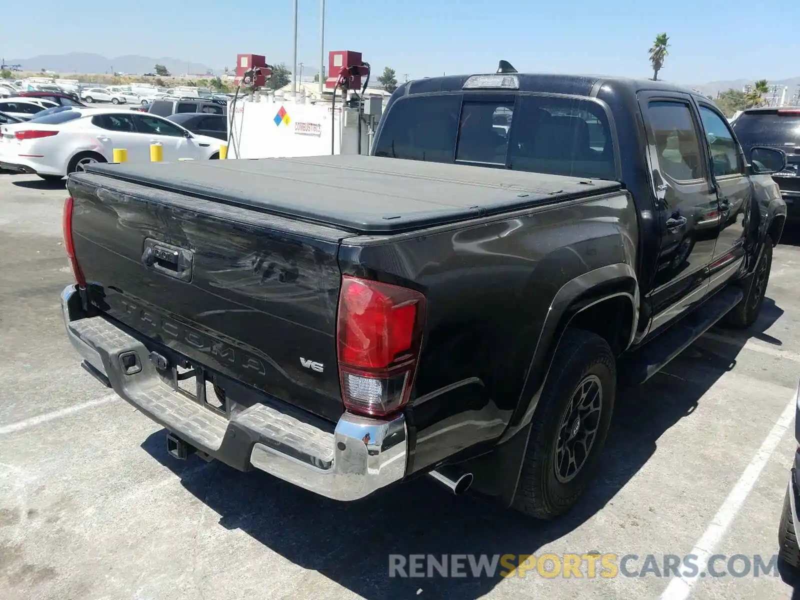 4 Photograph of a damaged car 3TMAZ5CN9KM099657 TOYOTA TACOMA 2019