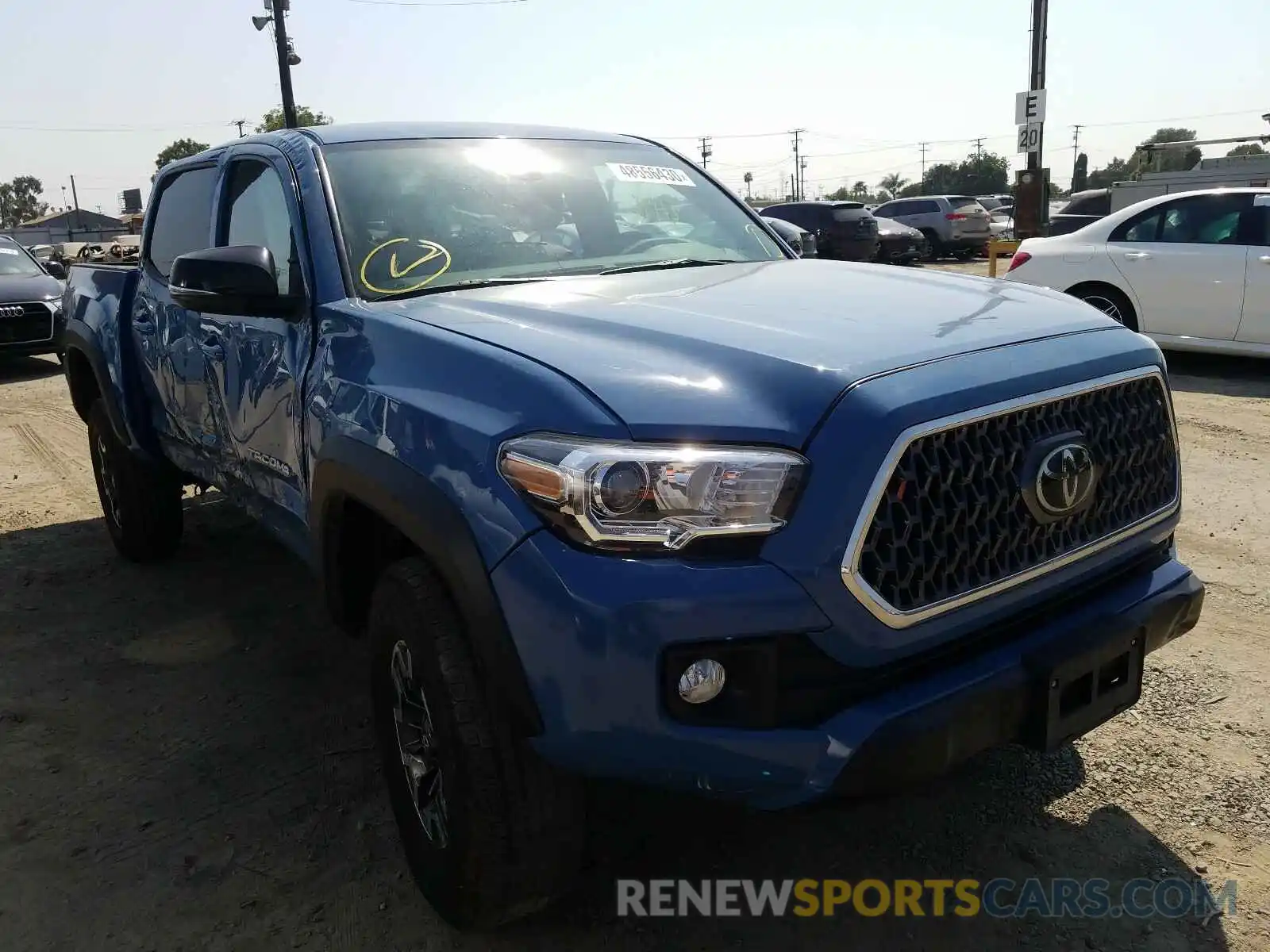 1 Photograph of a damaged car 3TMAZ5CN9KM101245 TOYOTA TACOMA 2019