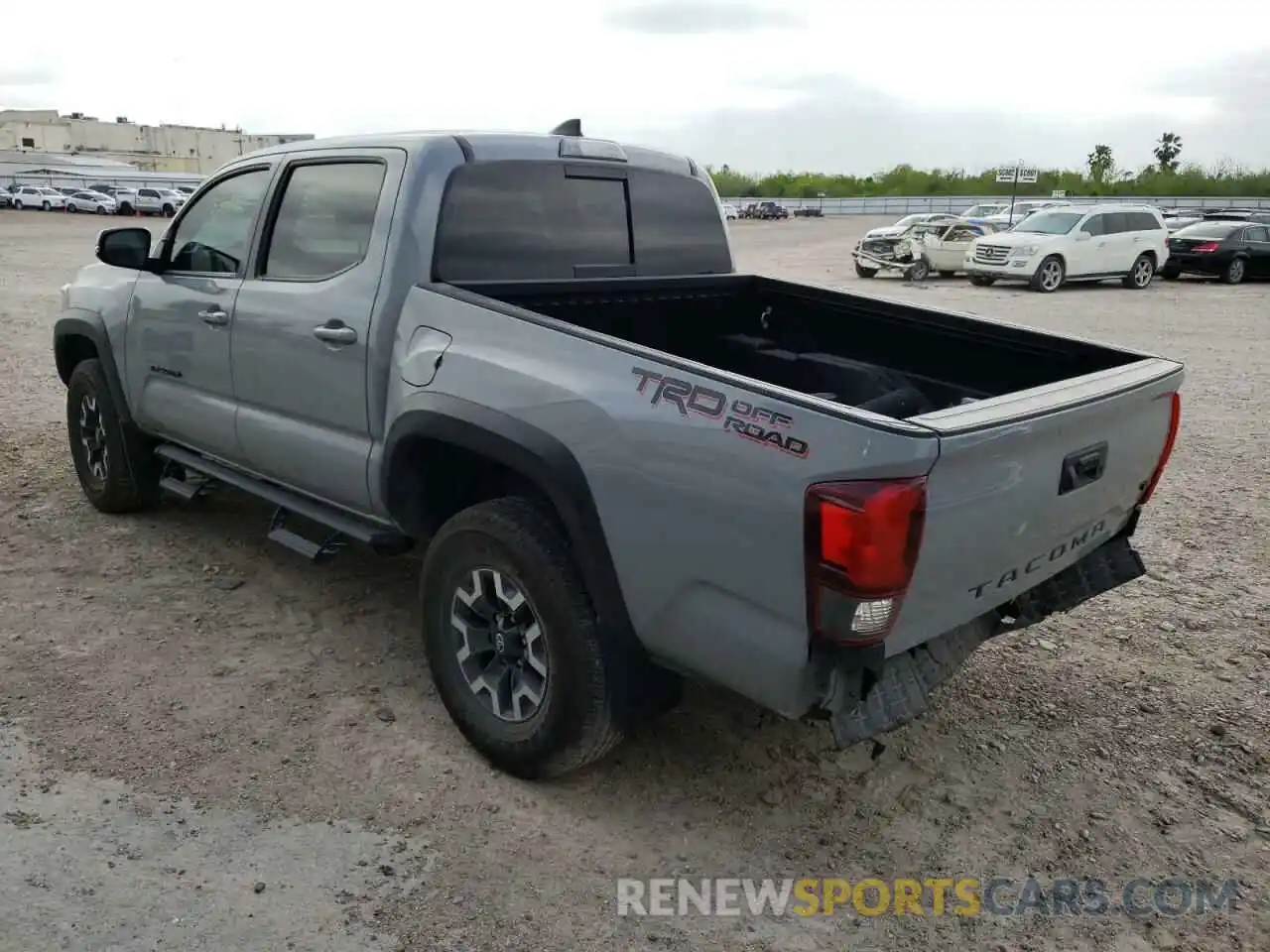 3 Photograph of a damaged car 3TMAZ5CN9KM101357 TOYOTA TACOMA 2019