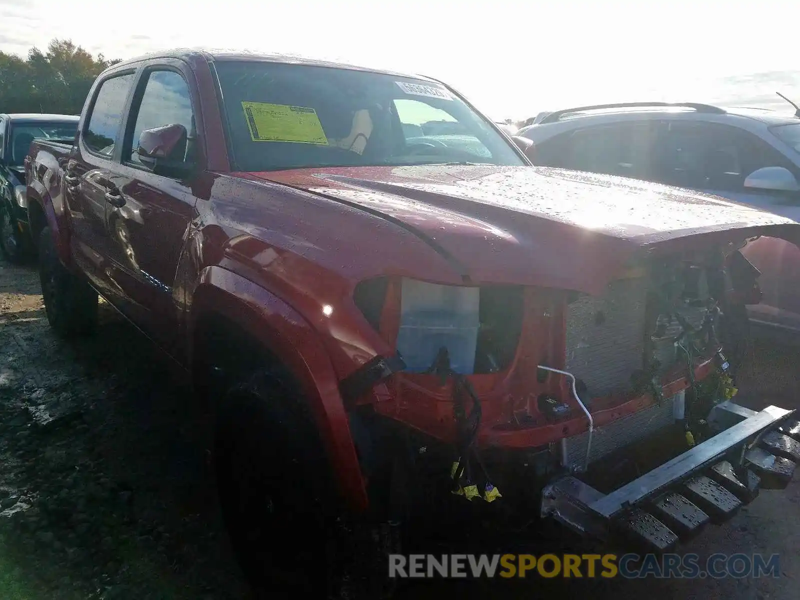 1 Photograph of a damaged car 3TMAZ5CN9KM104677 TOYOTA TACOMA 2019