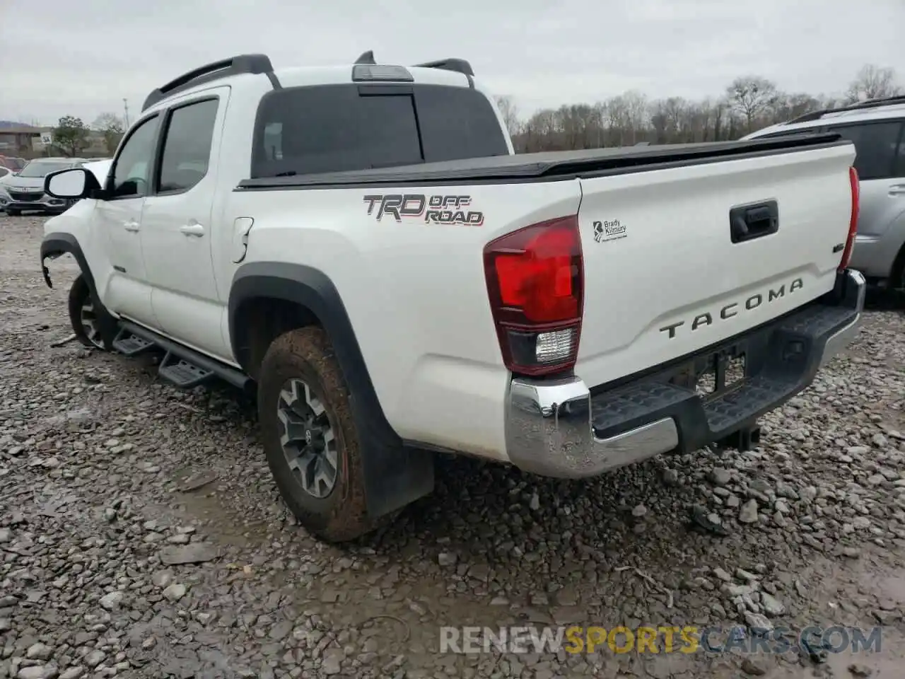 3 Photograph of a damaged car 3TMAZ5CN9KM108194 TOYOTA TACOMA 2019